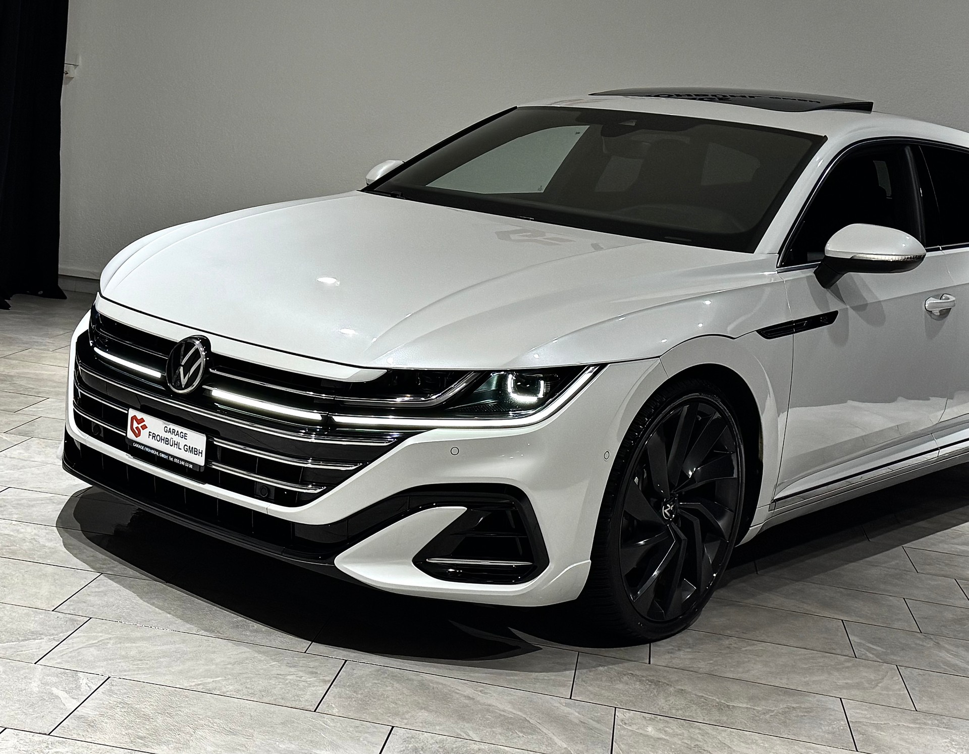 VW Arteon SB 2.0 TSI R-Line 4Motion DSG | CH | AHK 2200Kg |-image-10