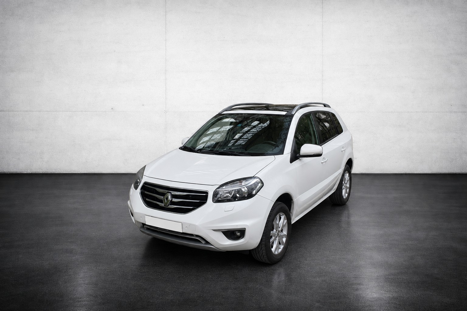 RENAULT Koleos 2.5 Expression 4x4-image-0