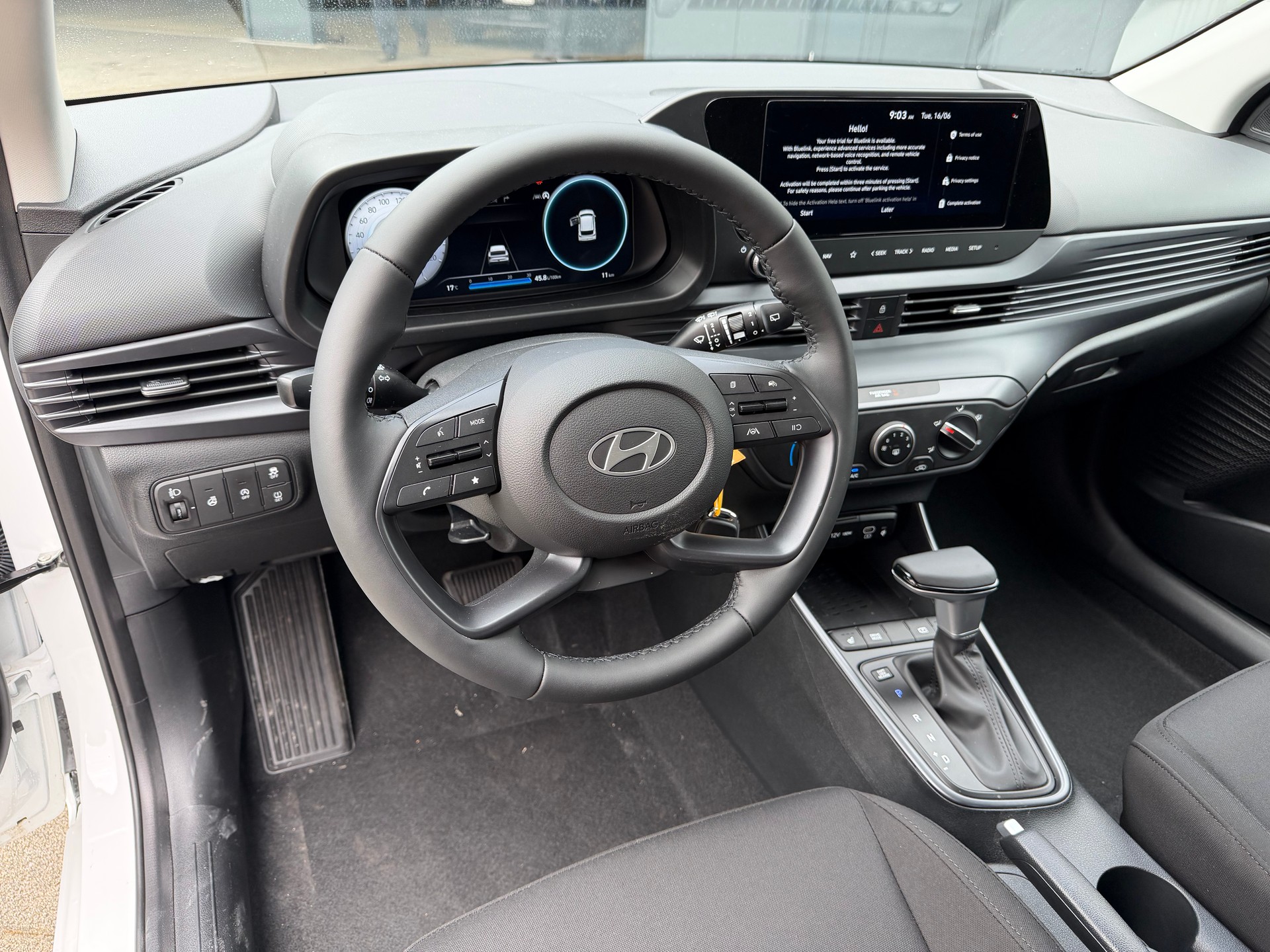 HYUNDAI i20 1.0 T-GDi Amplia DCT-image-4