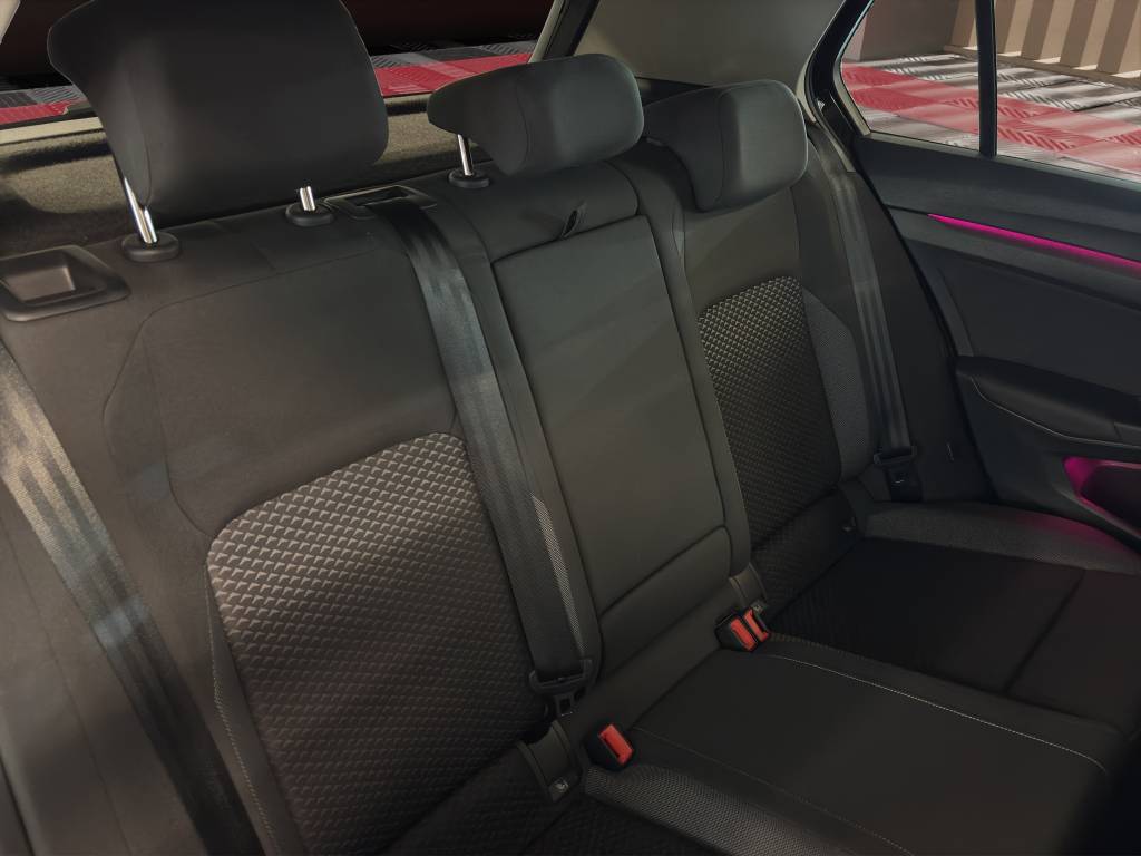 VW Golf 2.0 TDI Style DSG-image-7