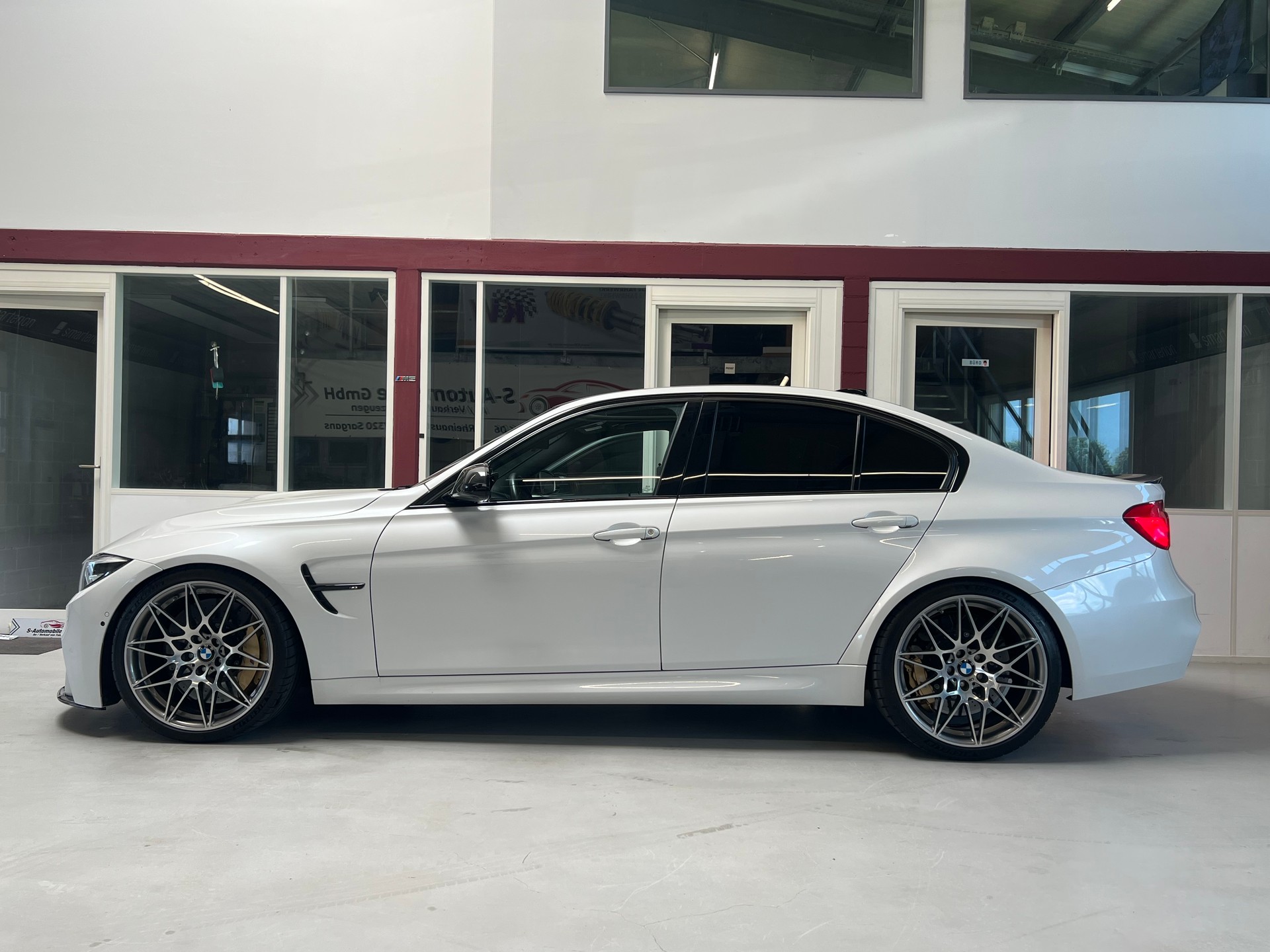 BMW M3 Competition Drivelogic-image-3