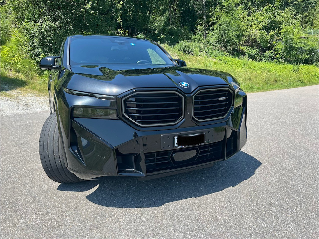 BMW 50e Plug-in Hybrid-image-2