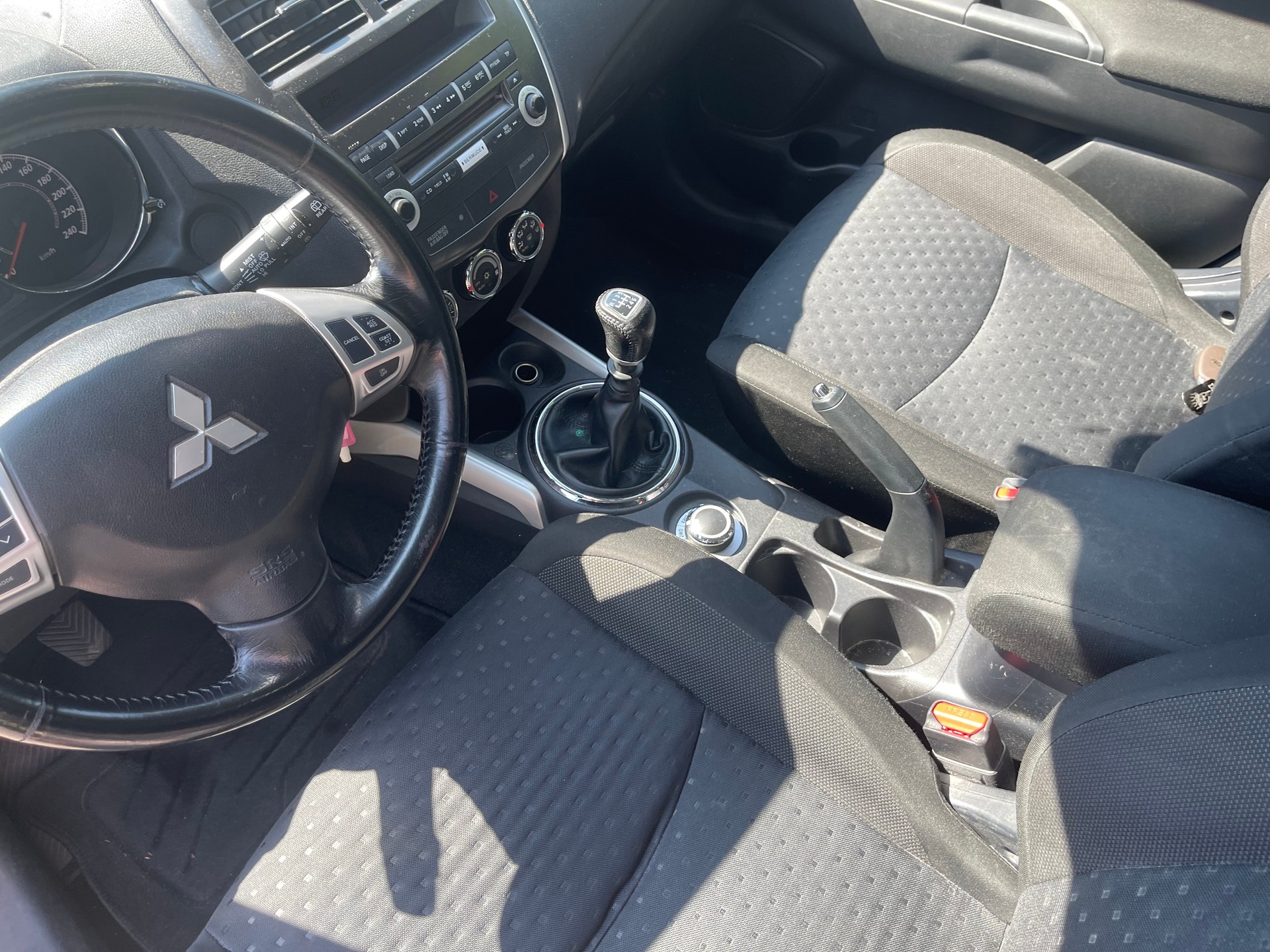 MITSUBISHI ASX 1.8 DID Intense 4WD-image-11