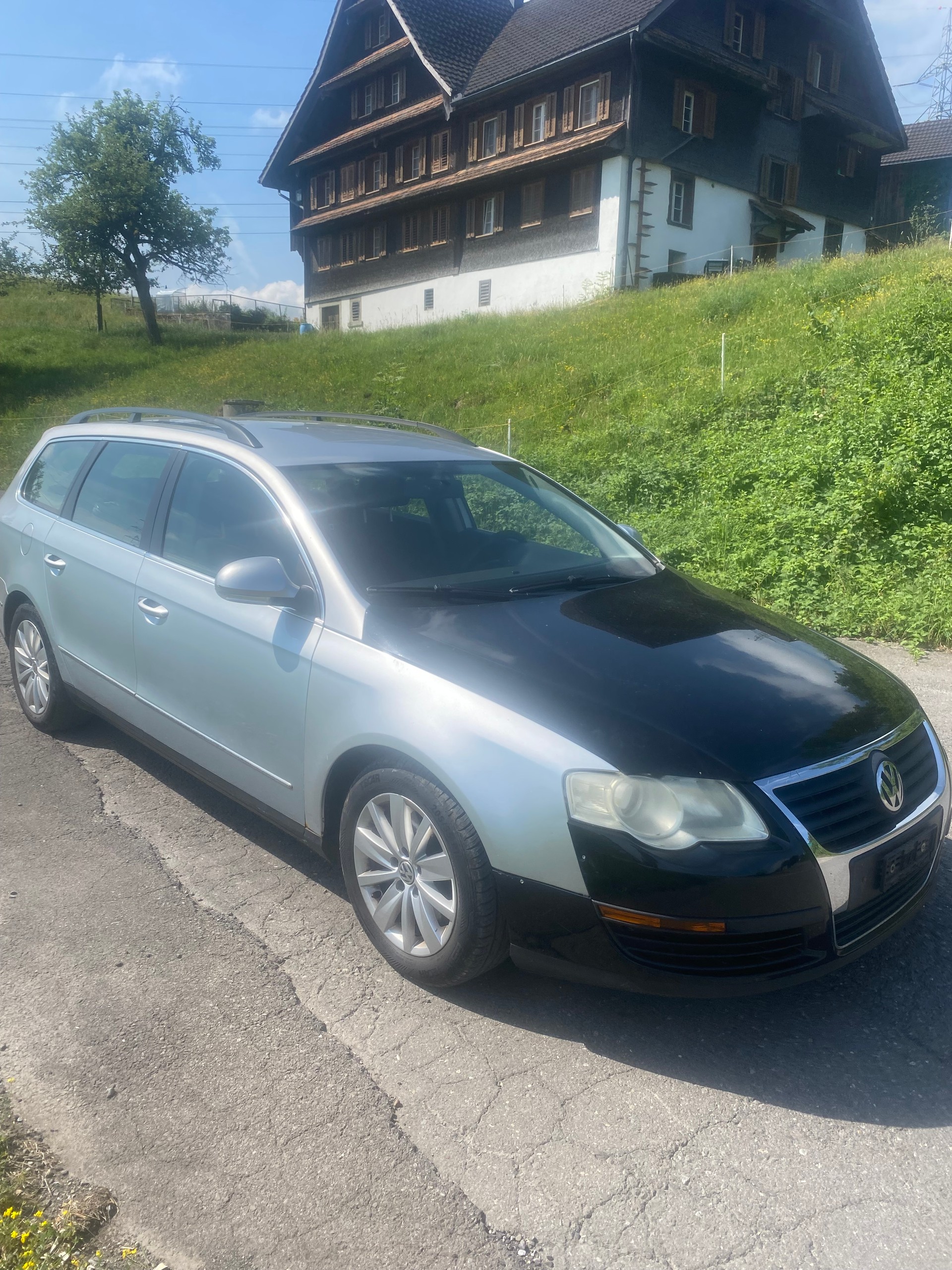 VW Passat Variant 2.0 TDI Sportline 4Motion-image-3