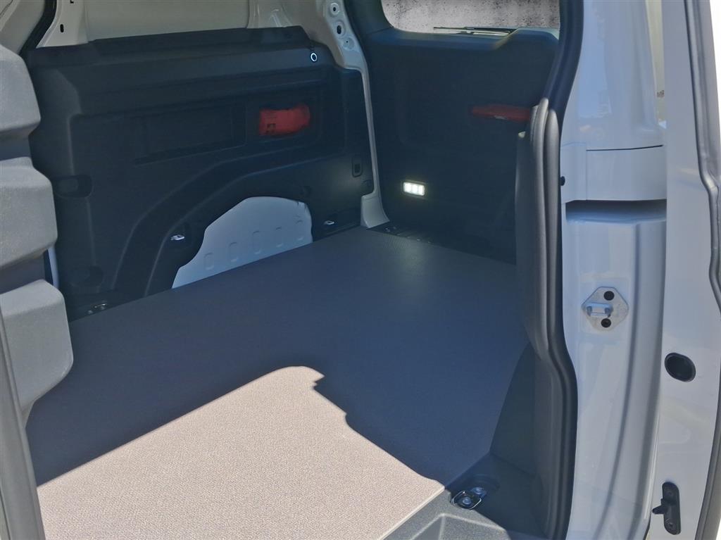 VW ID. Buzz Cargo Pro-image-7