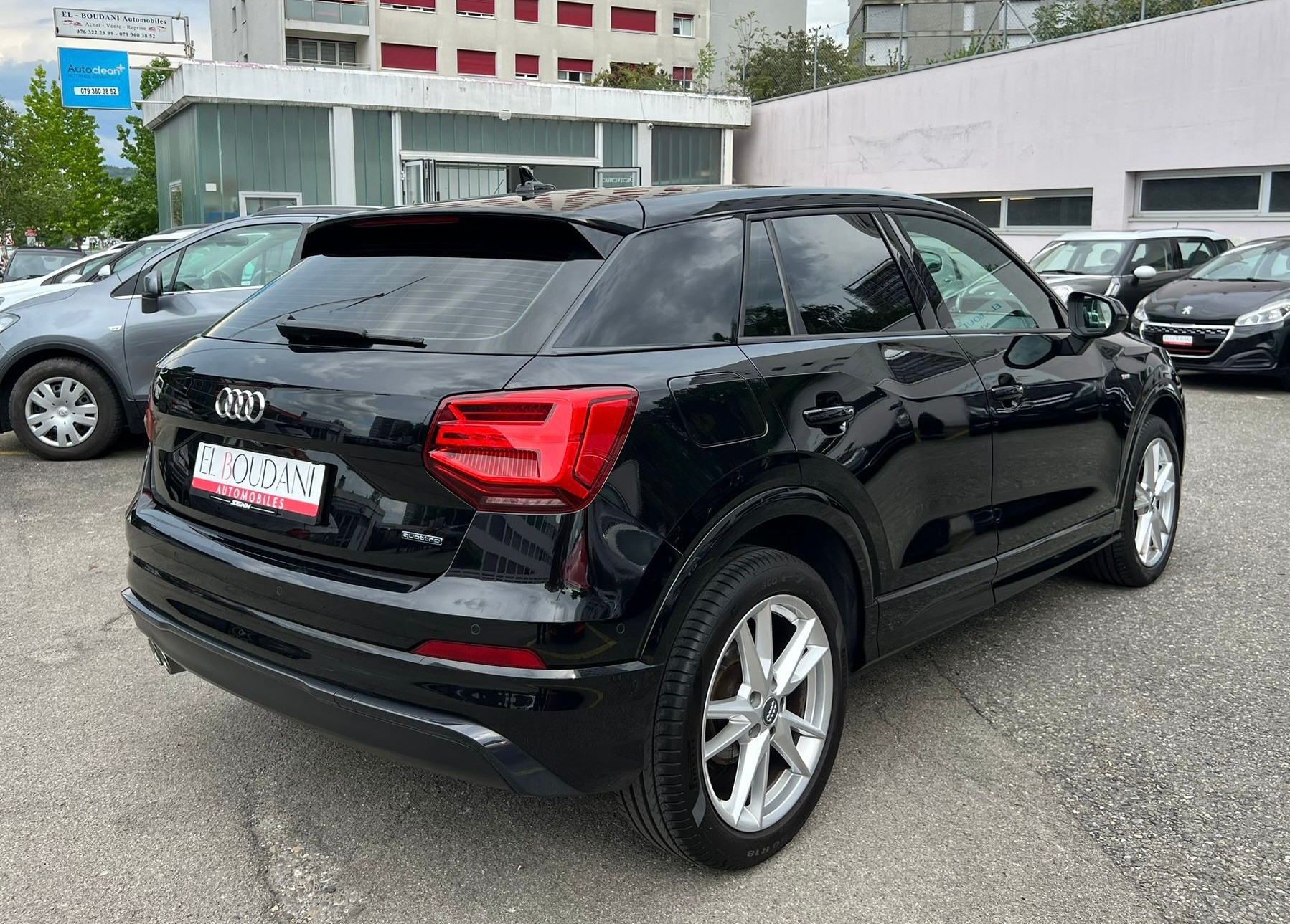 AUDI Q2 40 TFSI quattro S-tronic-image-4