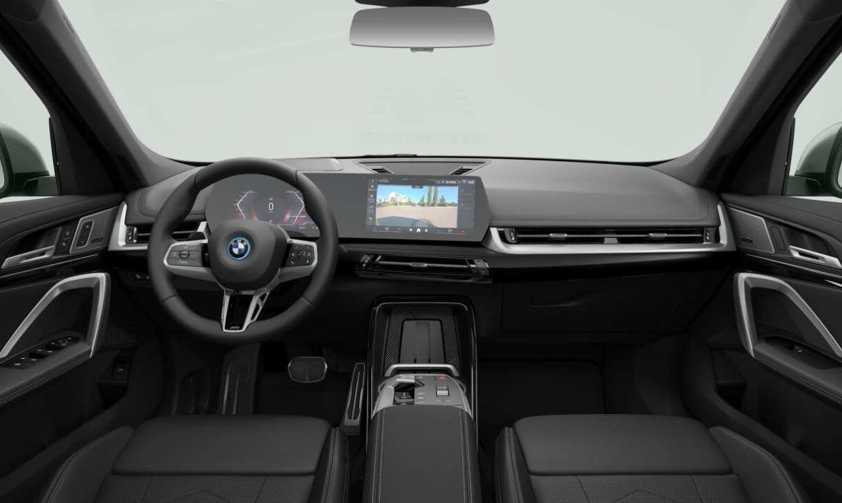 BMW iX1 xDrive 30 M Sport-image-3