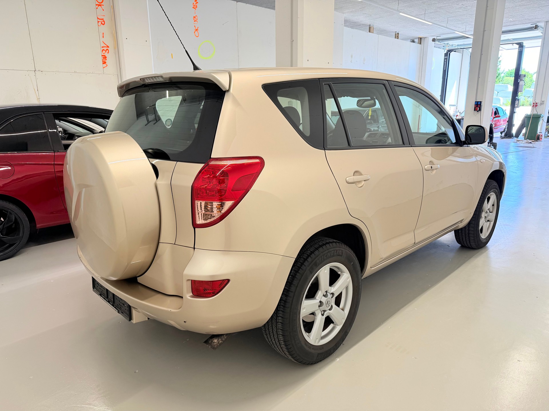 TOYOTA RAV-4 2.0 16V Linea Sol-image-4