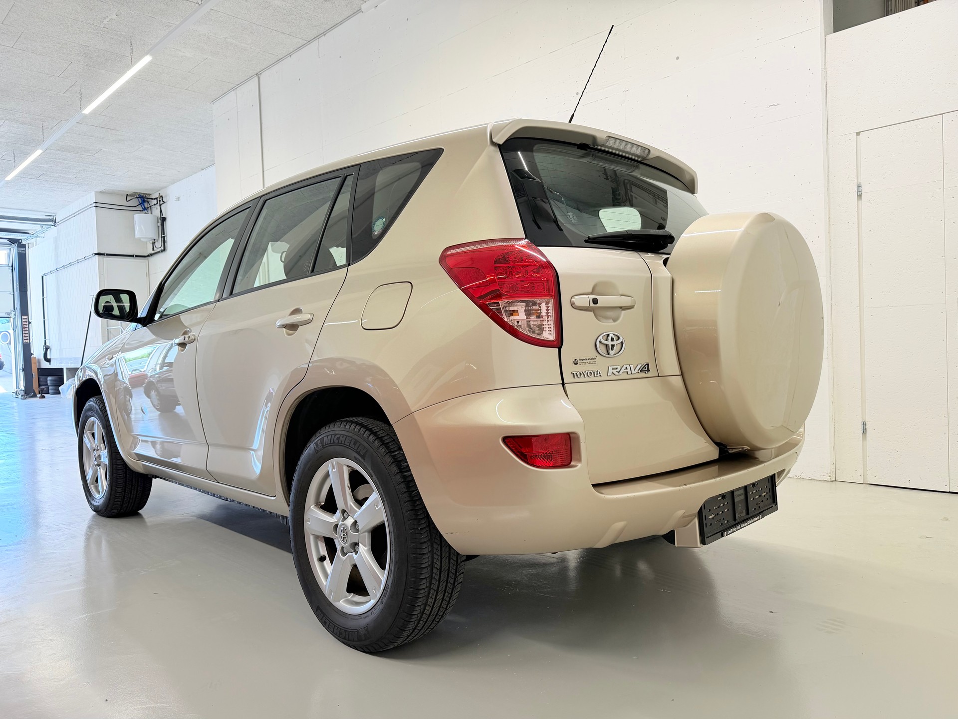 TOYOTA RAV-4 2.0 16V Linea Sol-image-7