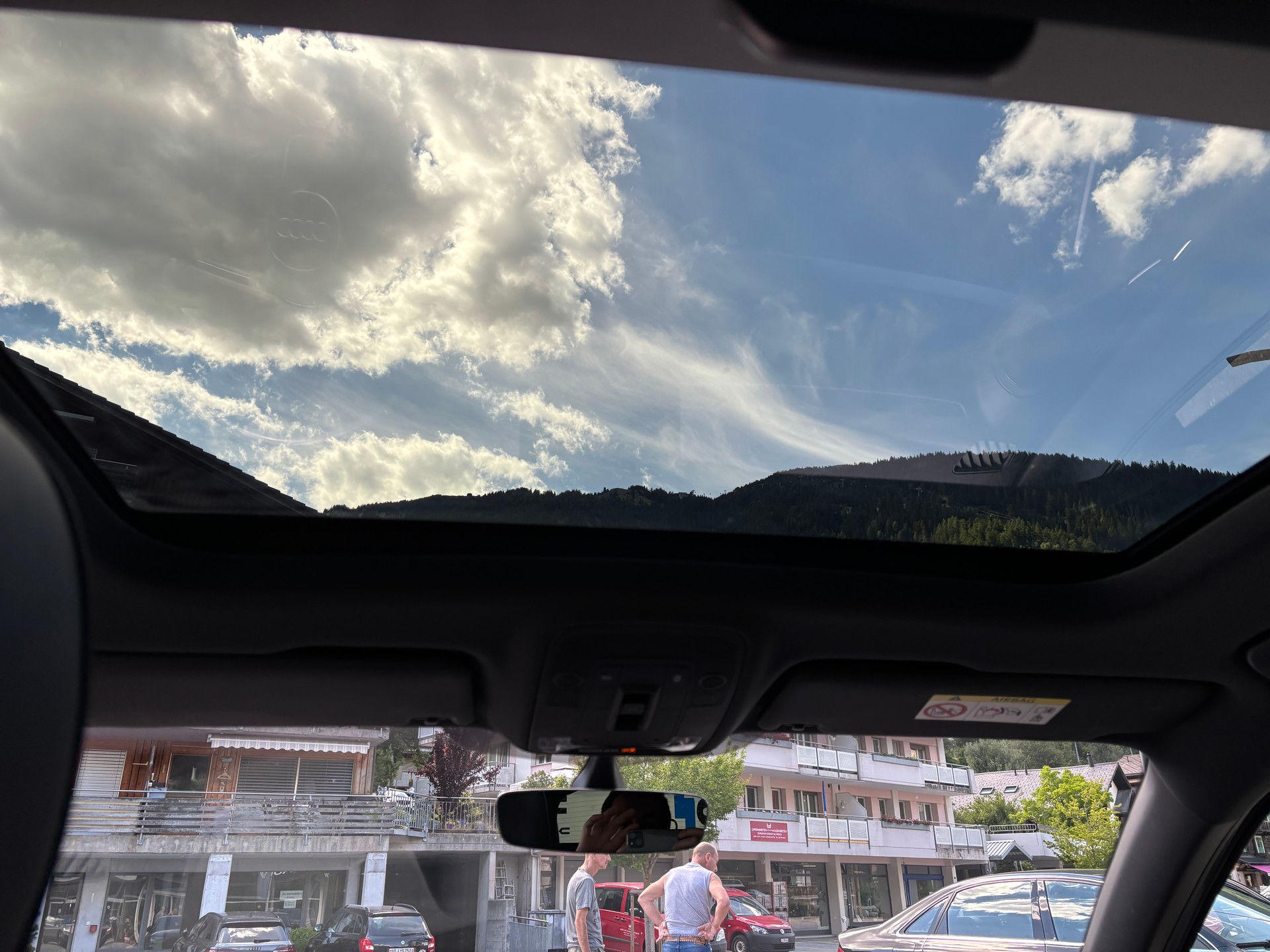 AUDI Q2 2.0 TFSI sport quattro-image-12