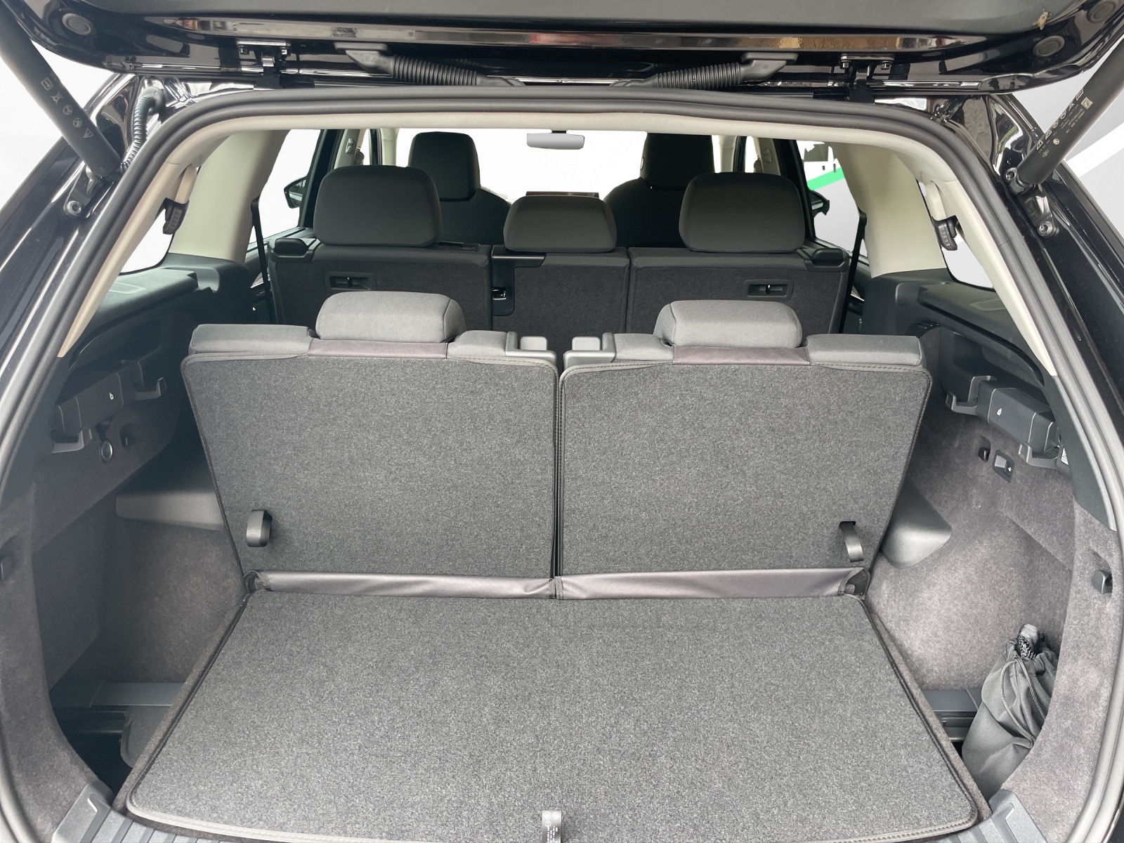 SKODA Kodiaq 2.0 TSI Dynamic 4x4-image-14