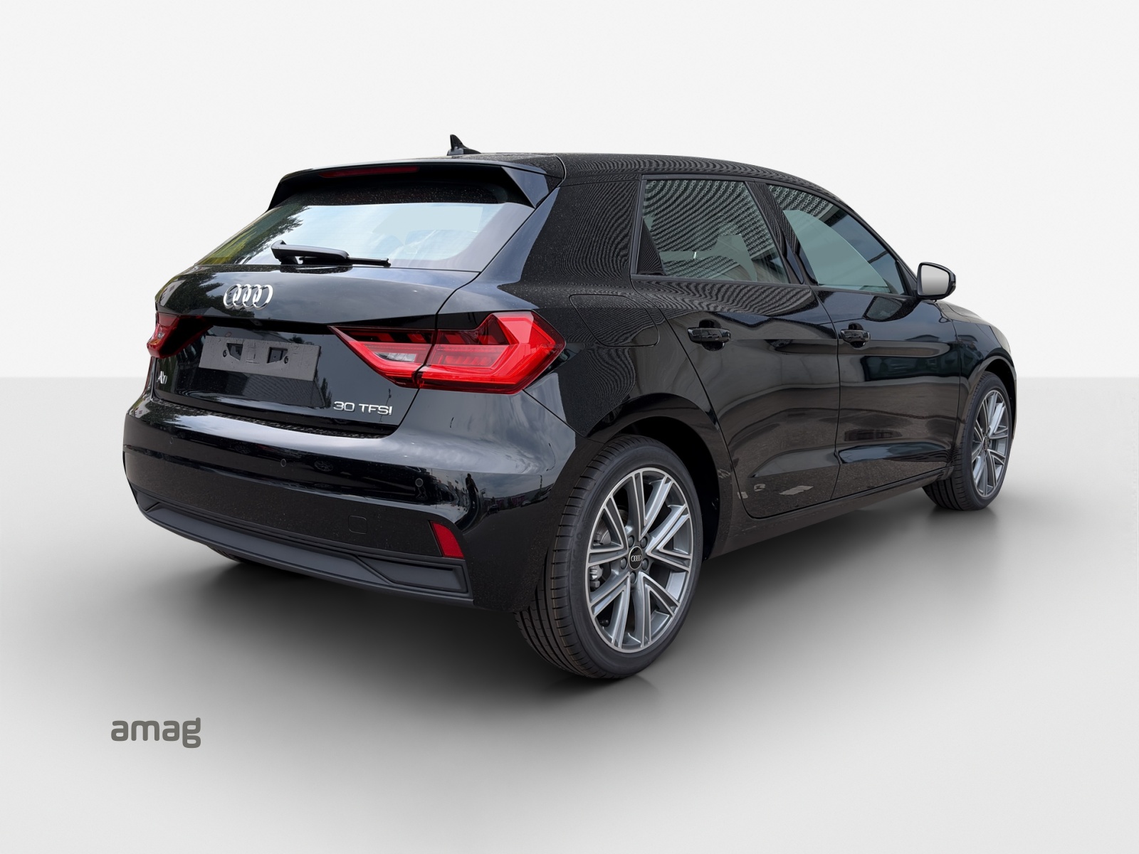 AUDI A1 Sportback 30 TFSI Attraction S-tronic-image-4