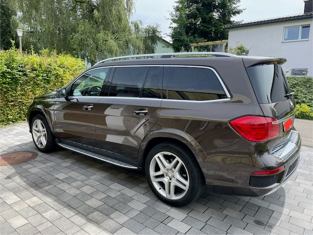MERCEDES-BENZ GL 350 V6 CDI BlueEF-image-1