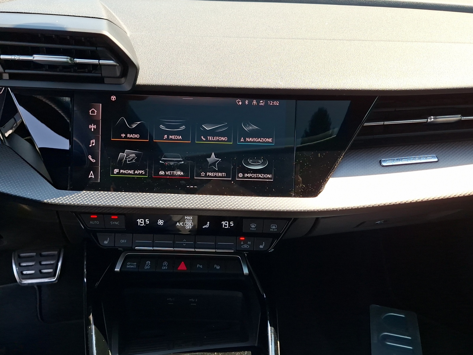 AUDI RS3 Sportback 2.5 TSI quattro S-tronic-image-10