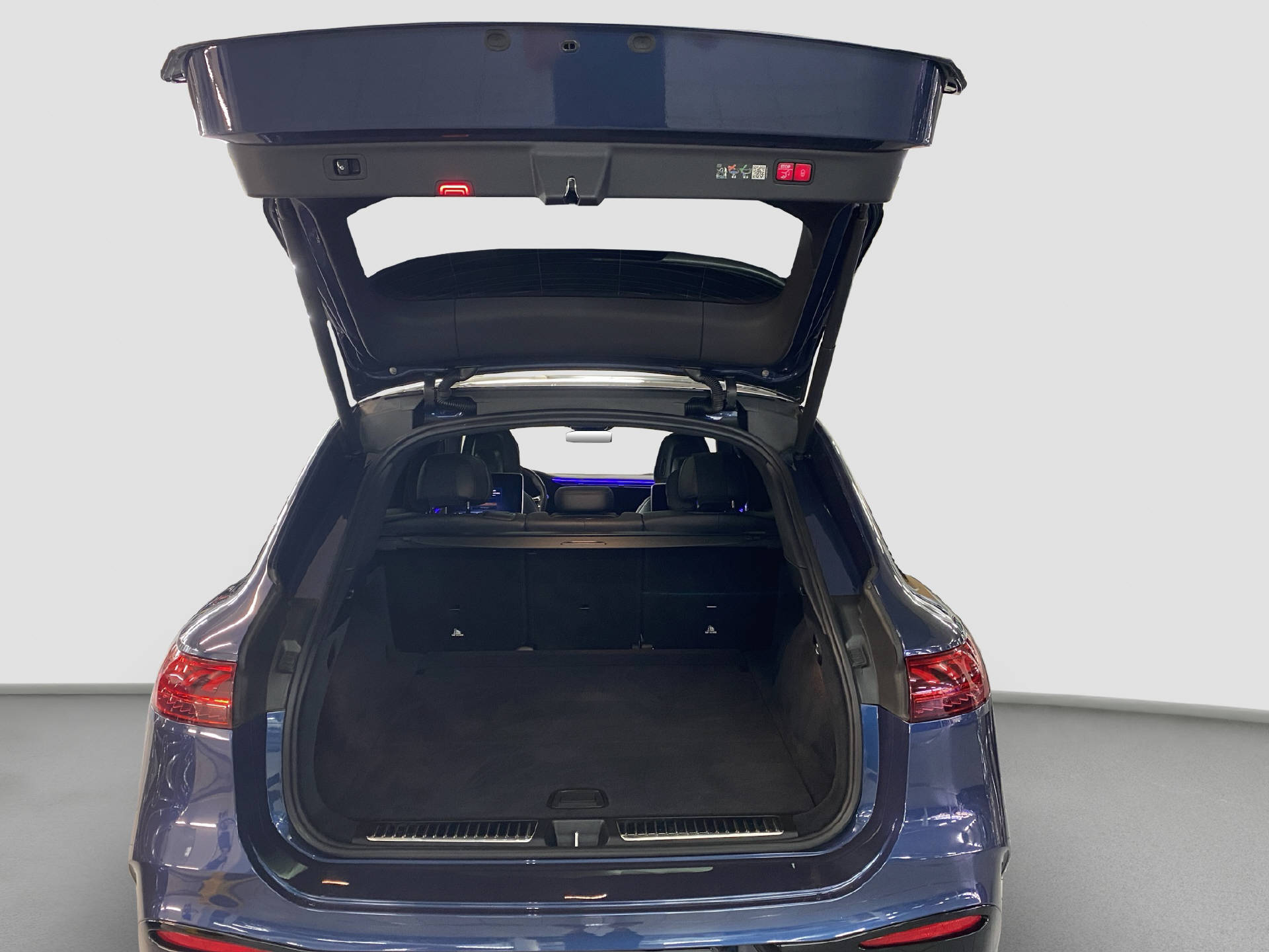 MERCEDES-BENZ EQS 450 AMG Line 4MATIC-image-14