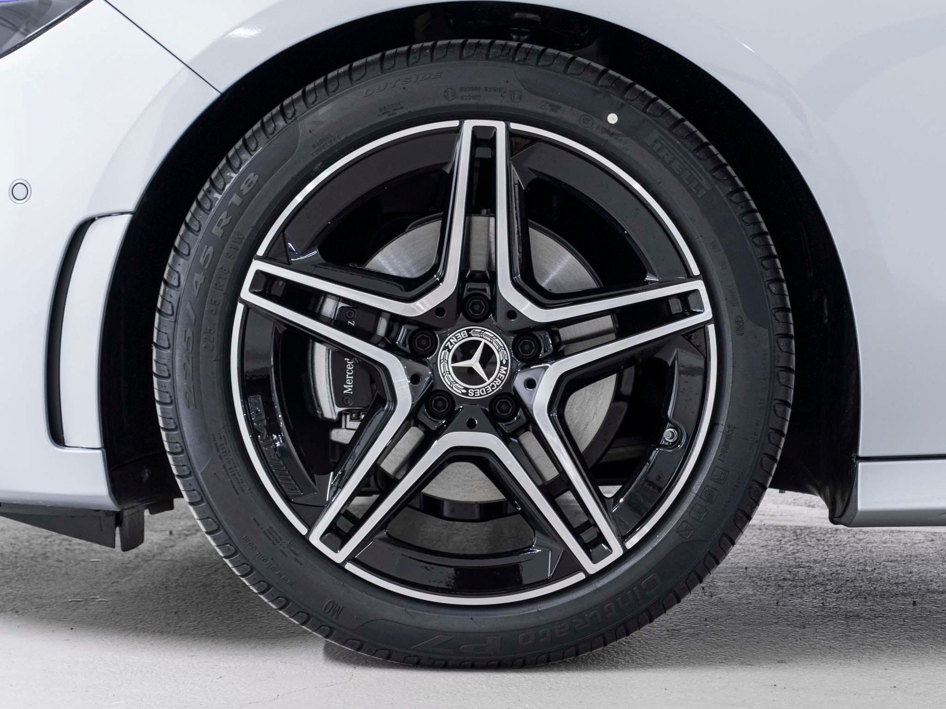 MERCEDES-BENZ B 200-image-14