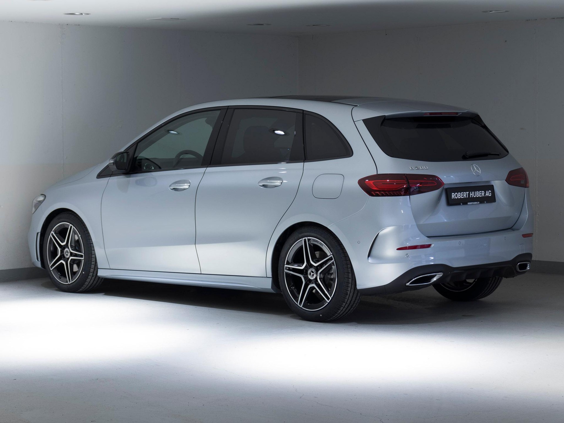MERCEDES-BENZ B 200-image-5