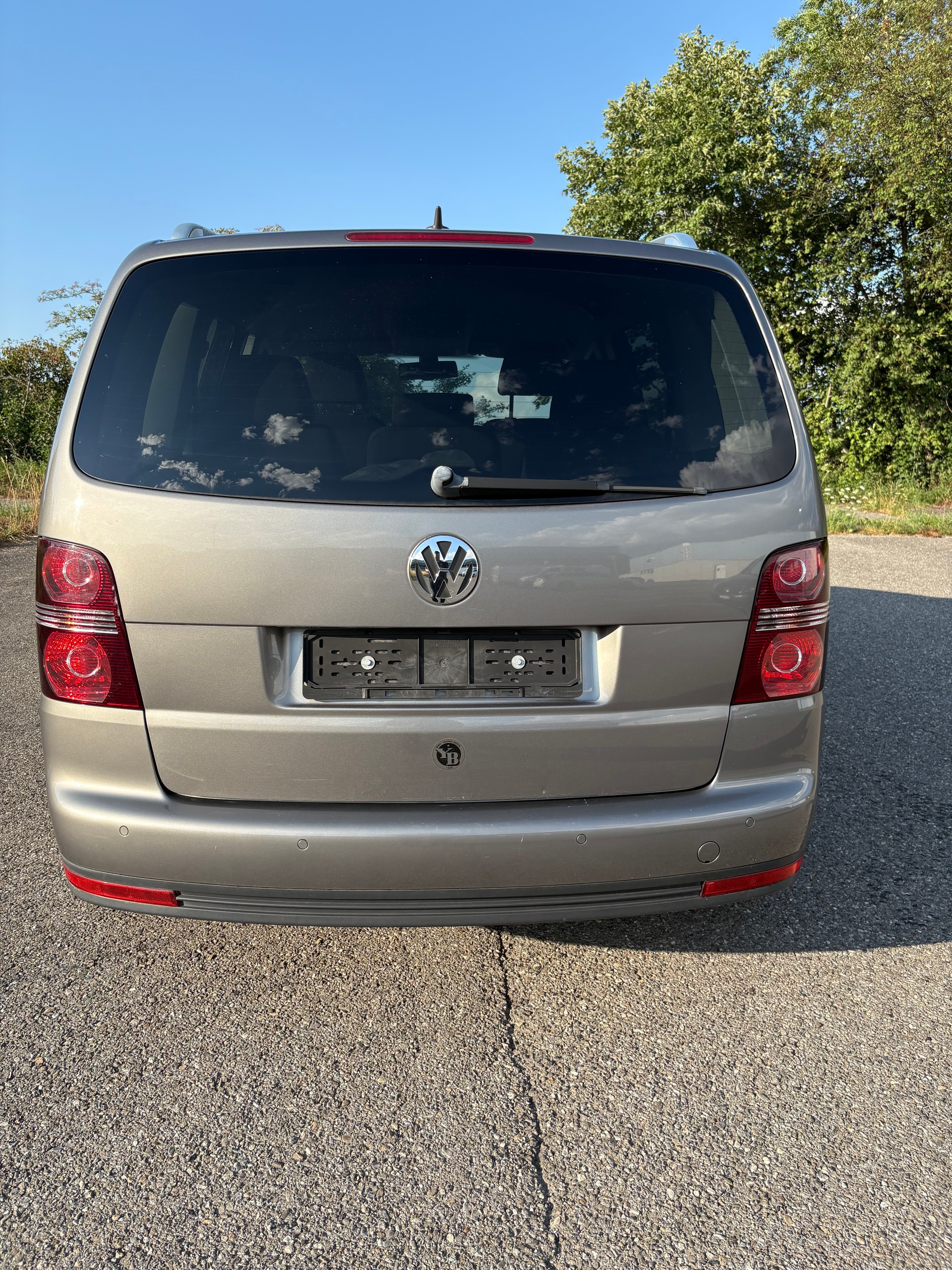 VW Touran 2.0 TDI Trendline-image-6