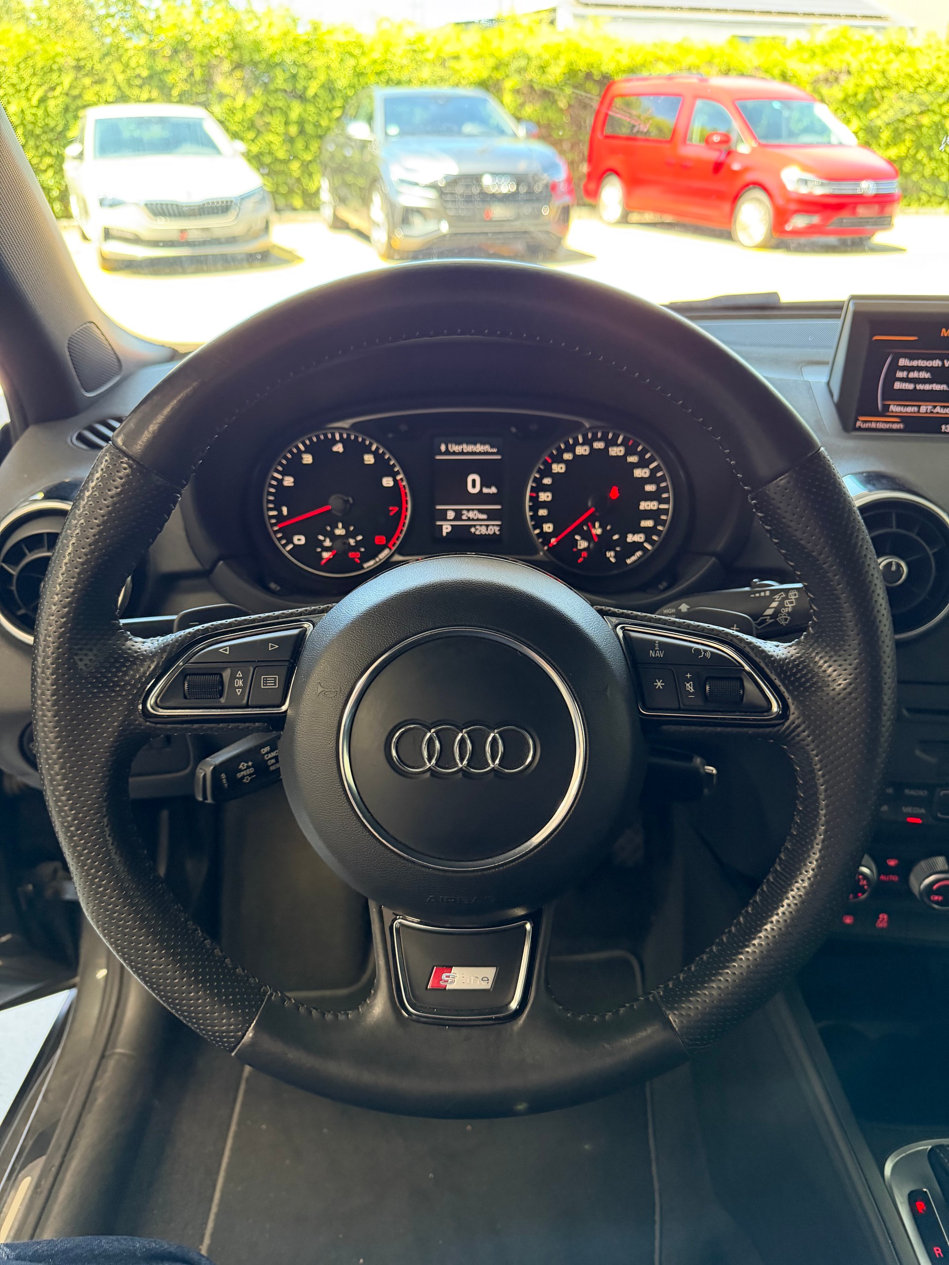 AUDI A1 1.4 TFSI S-Line-image-8