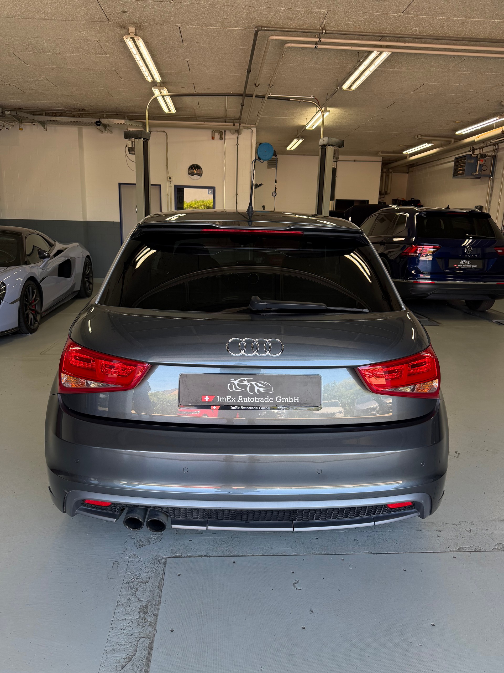 AUDI A1 1.4 TFSI S-Line-image-5