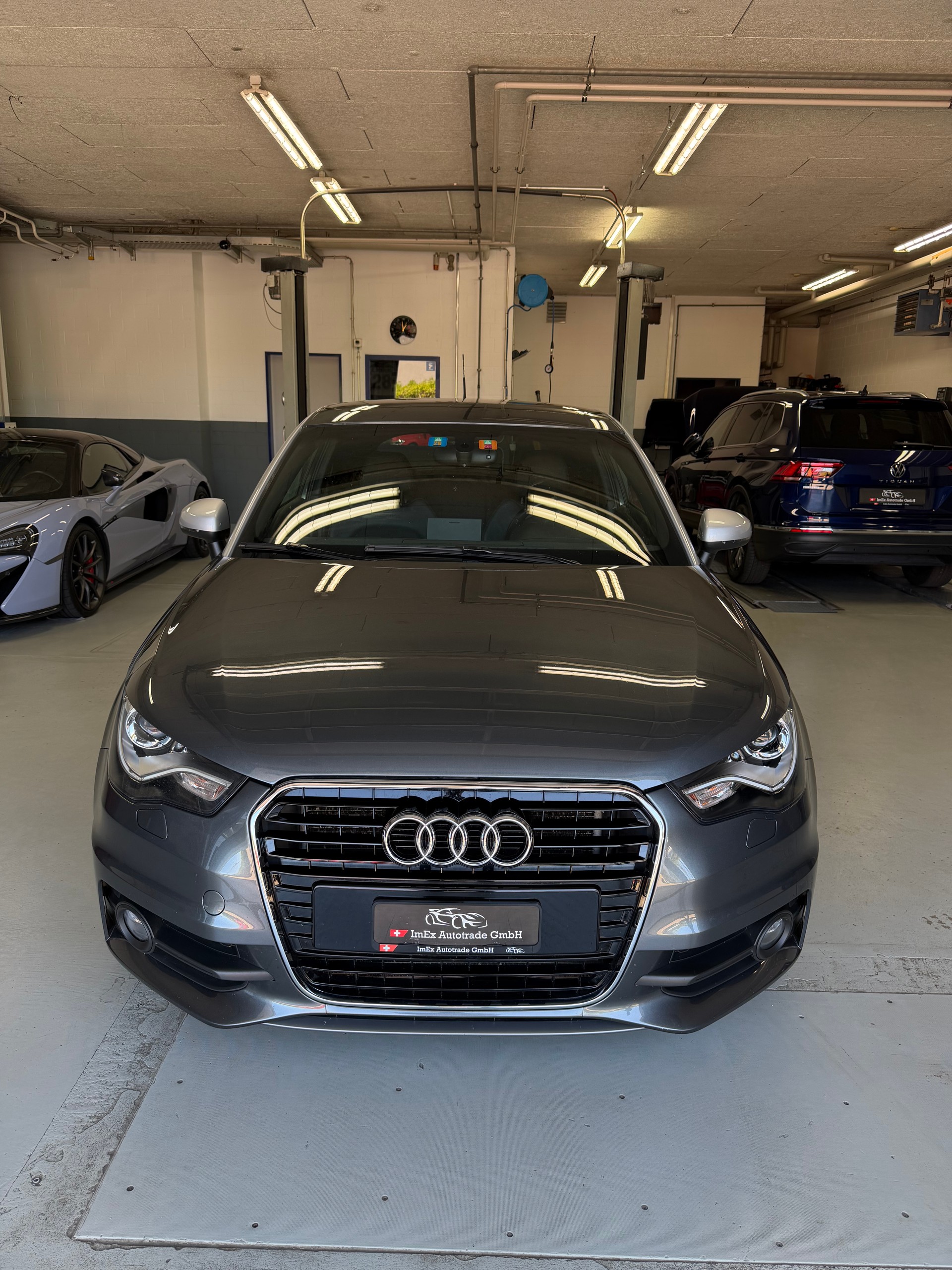 AUDI A1 1.4 TFSI S-Line-image-2