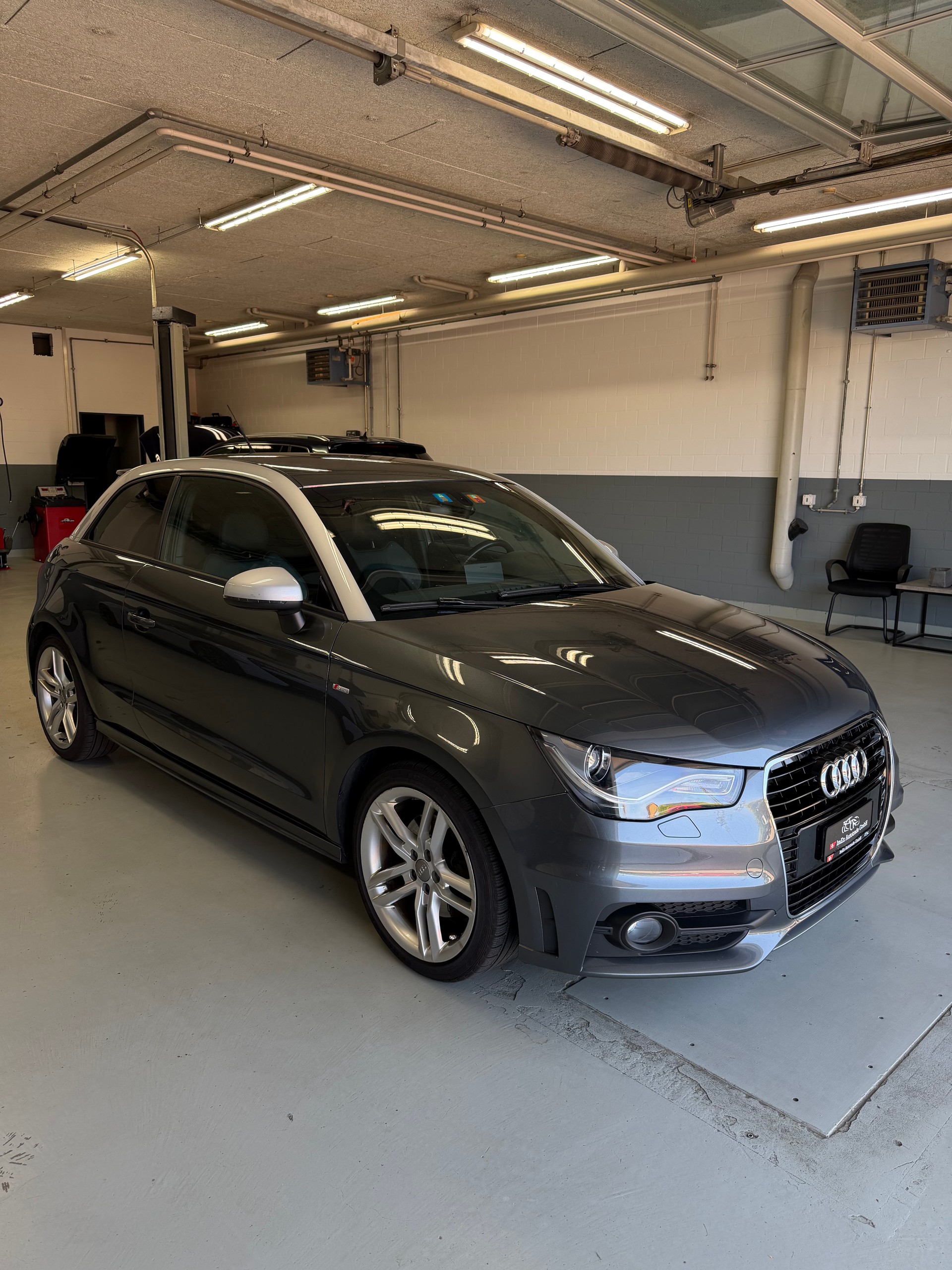 AUDI A1 1.4 TFSI S-Line-image-3