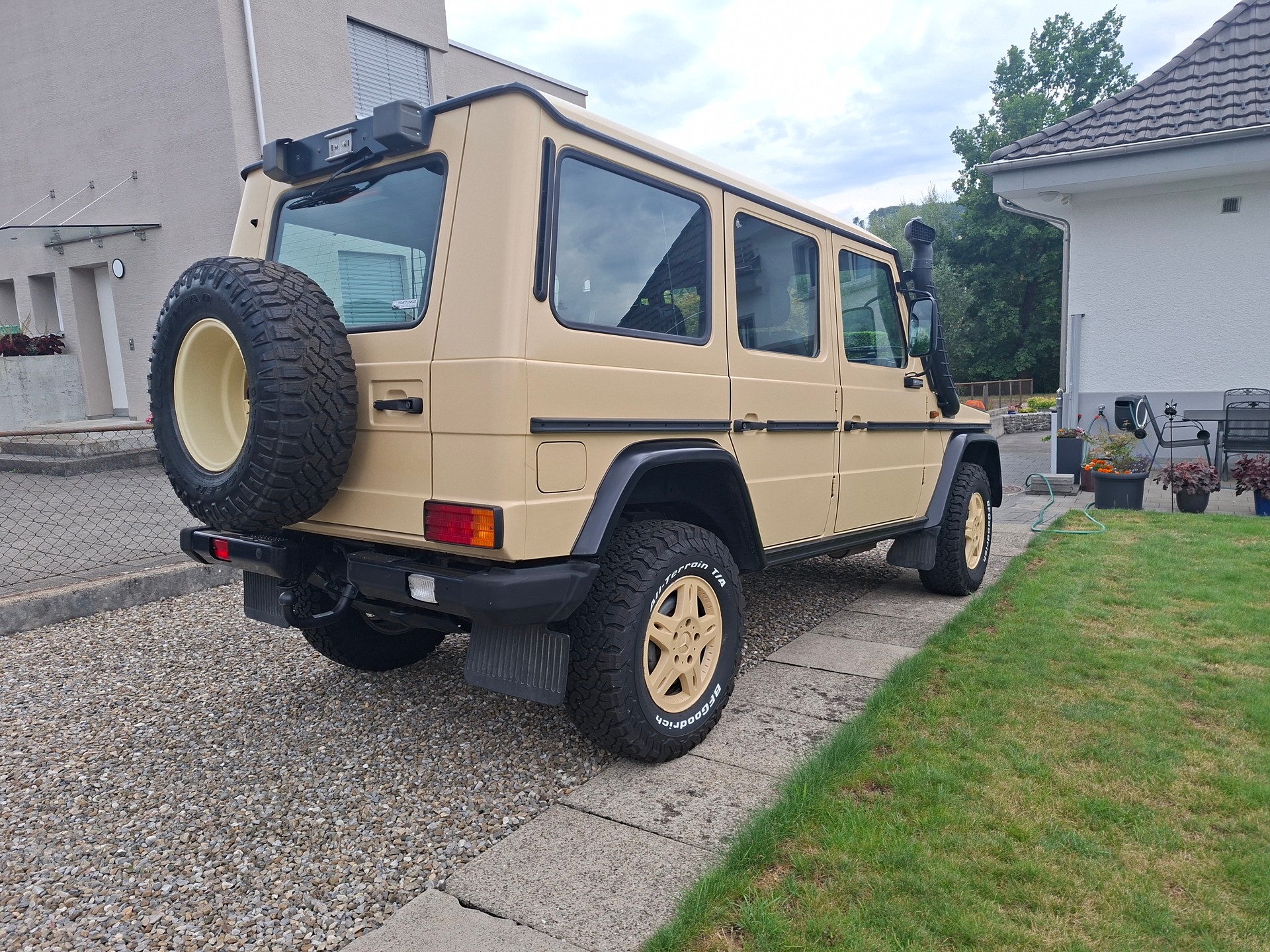 MERCEDES-BENZ G300CDI Worker Professional-image-2