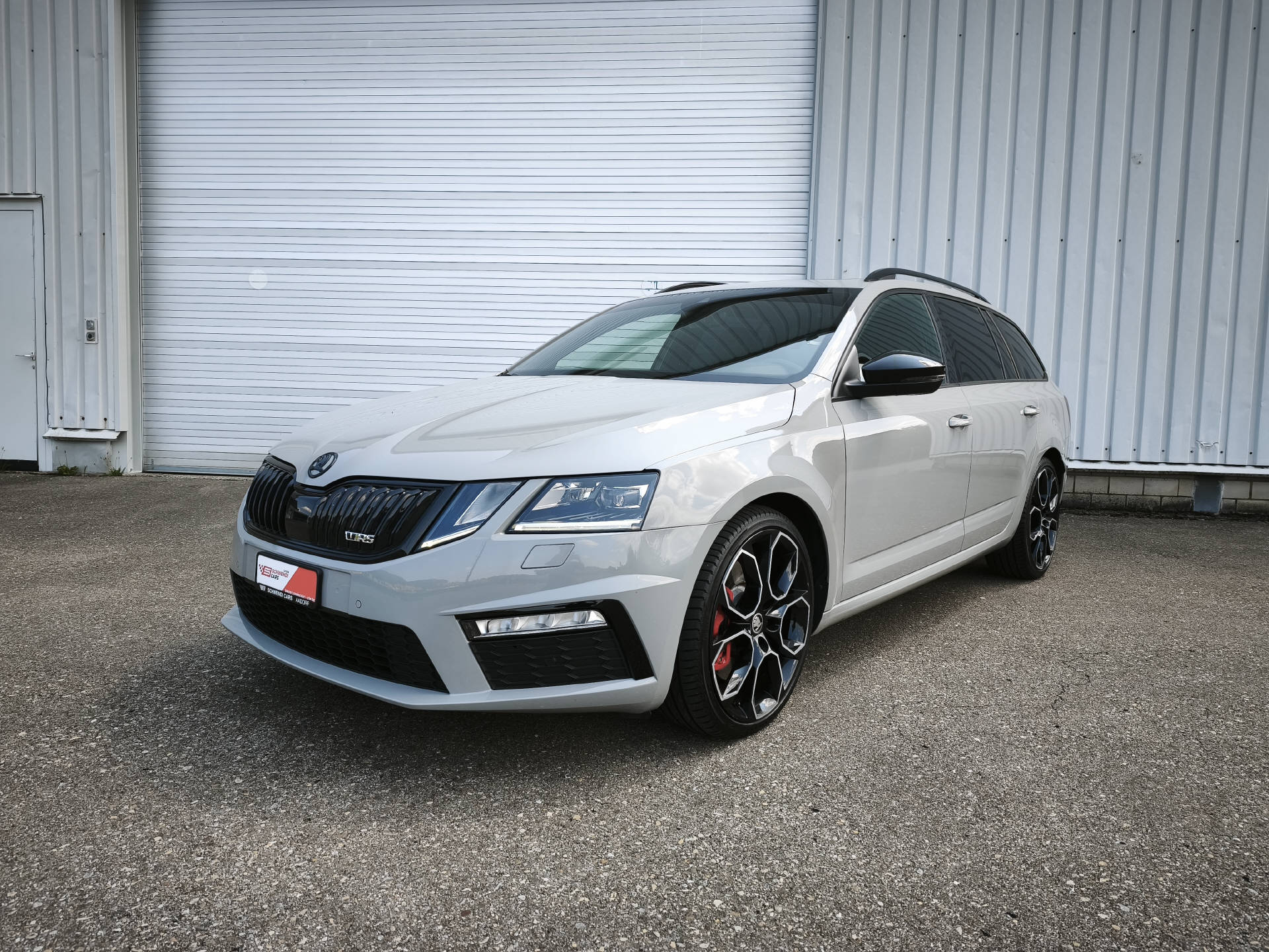 SKODA Octavia Combi 2.0 TSI 245 RS DSG-image-1