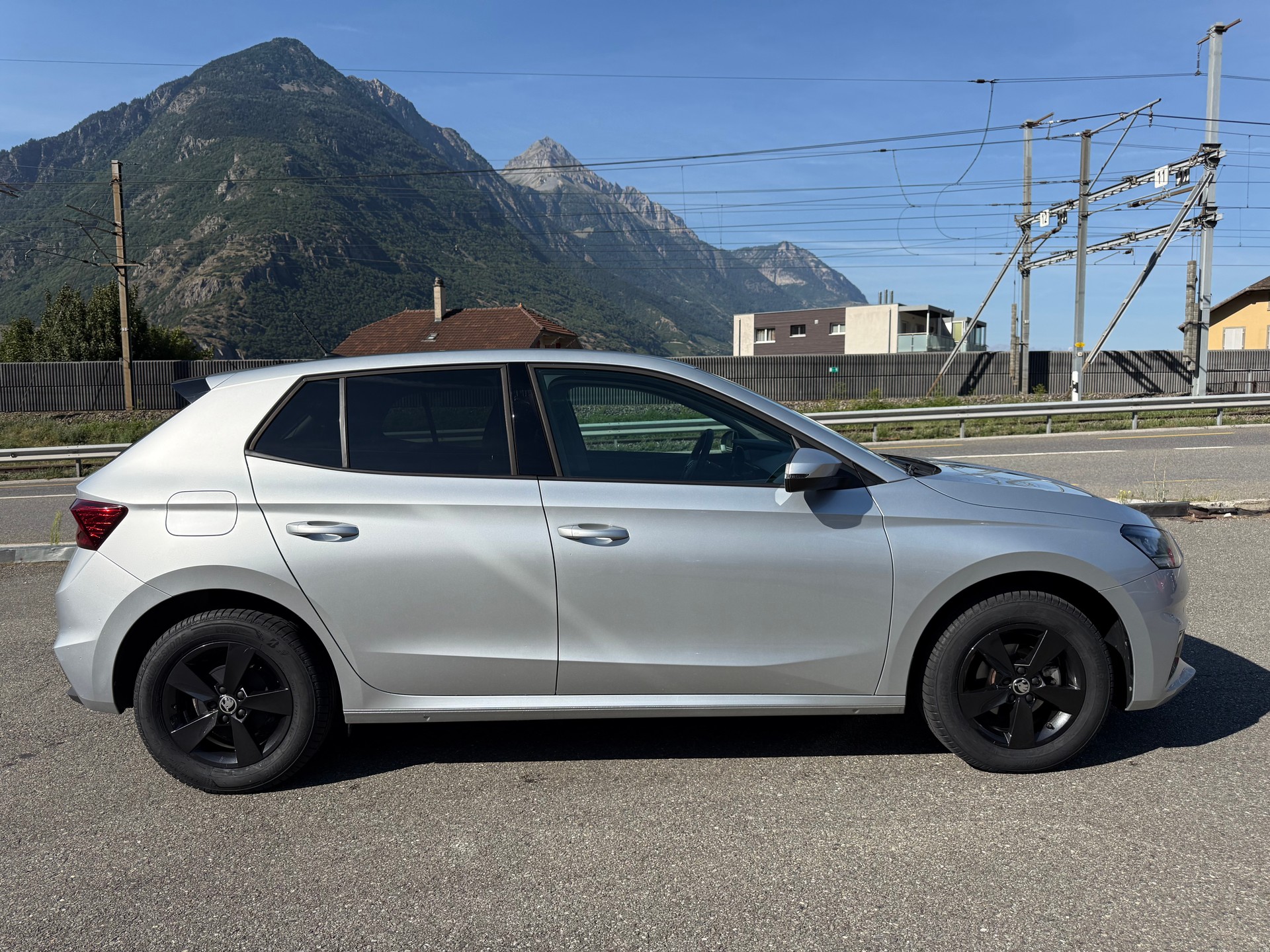 SKODA Fabia 1.0 TSI Ambition-image-5