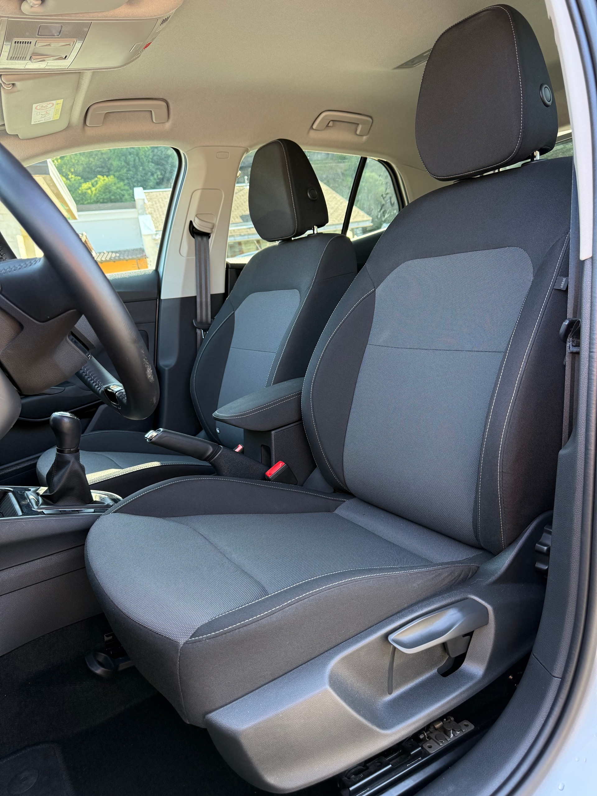 SKODA Fabia 1.0 TSI Ambition-image-12