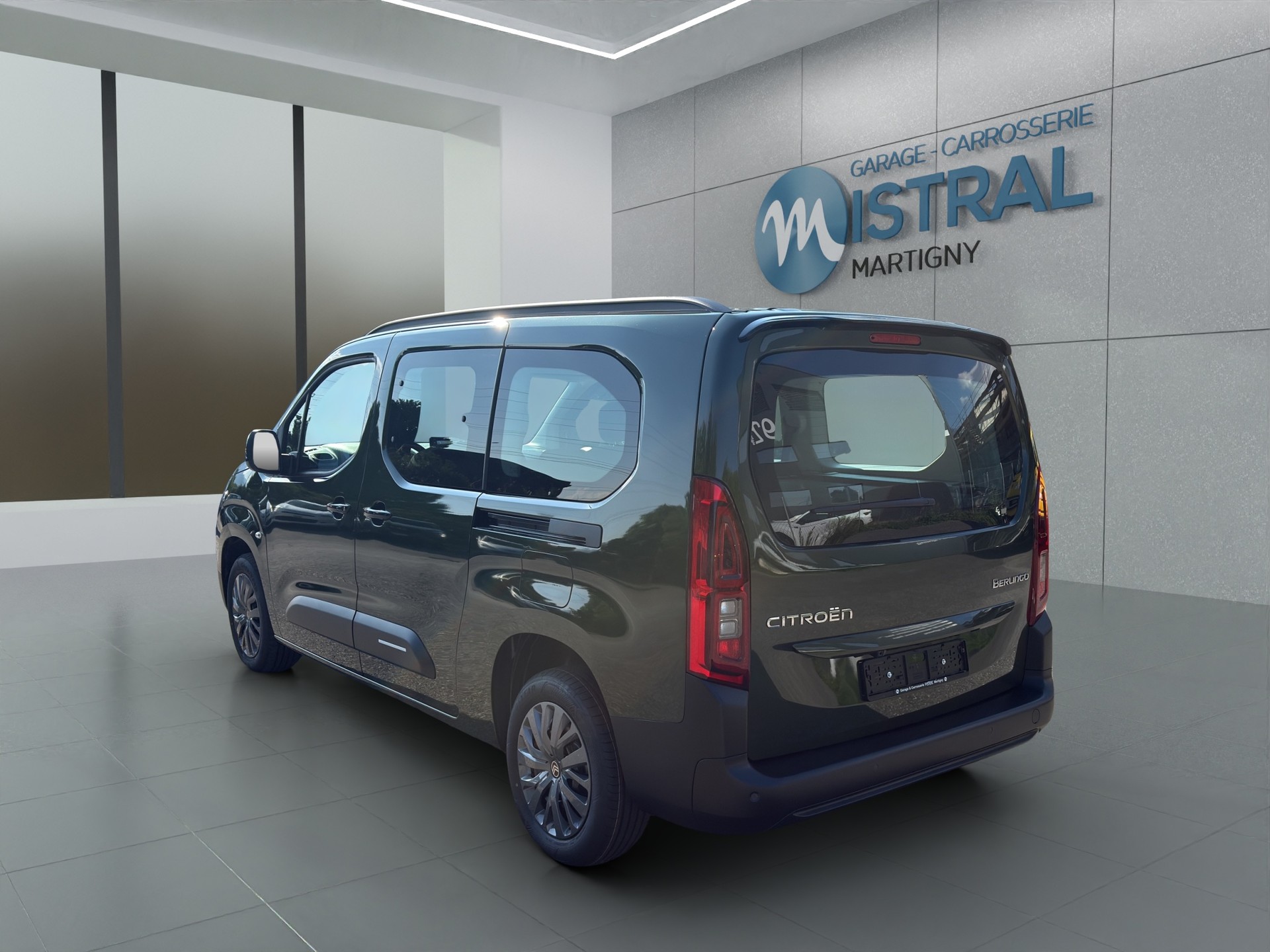 CITROEN Berlingo XL 1.5 BlueHDi 130 Tonic-showroom-element-1