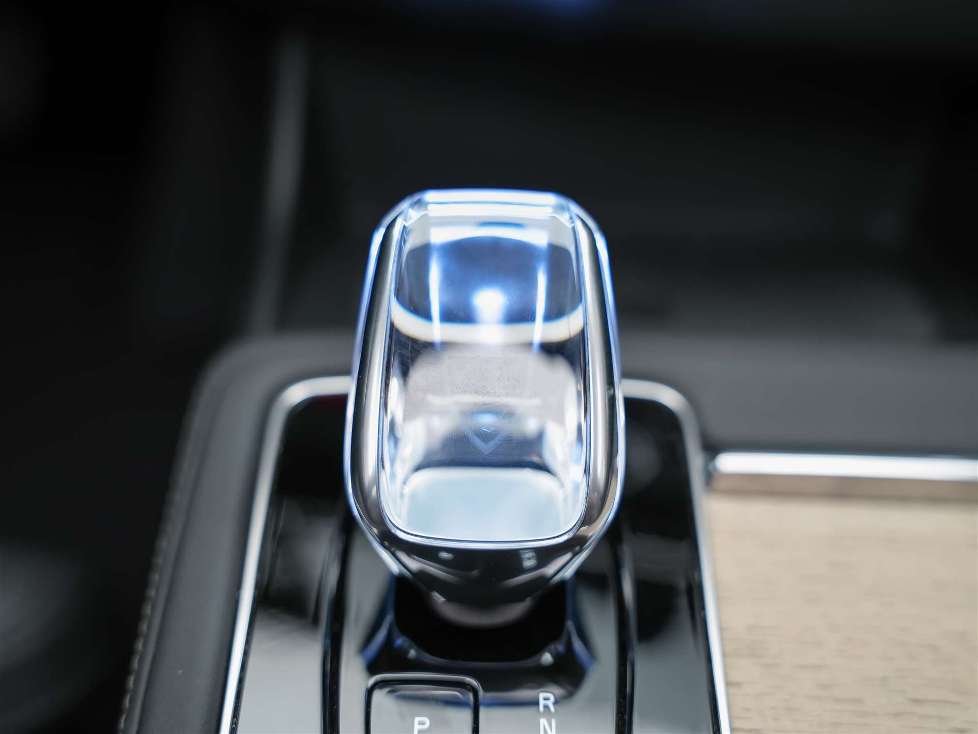 VOLVO XC90 B5 AWD Plus Bright Geartronic *Facelift*7 Sitze*Panorama*-image-25