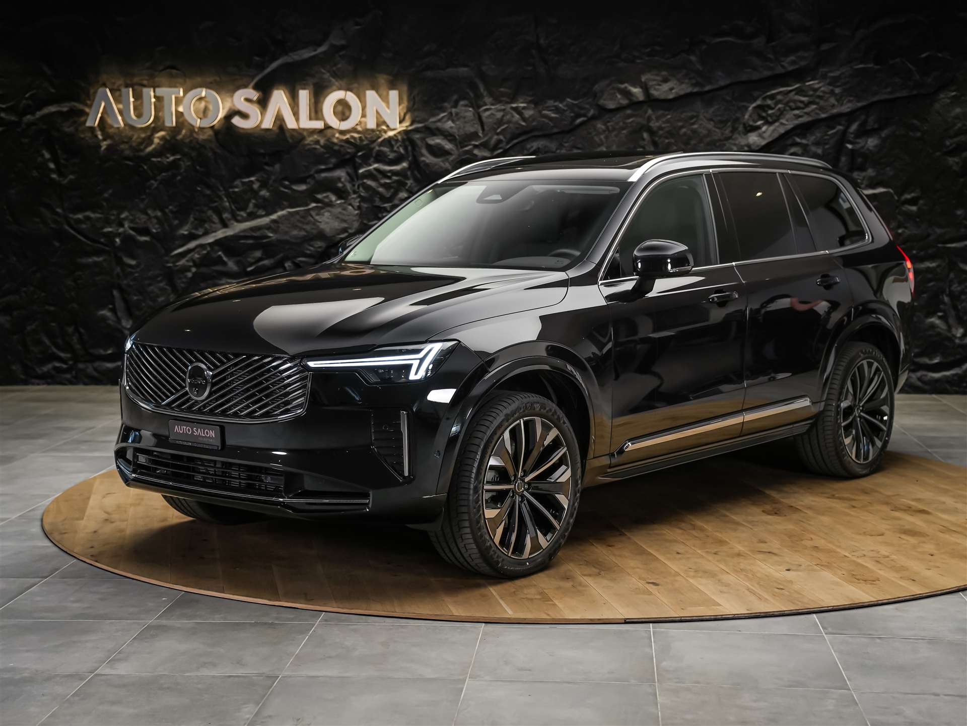 VOLVO XC90 B5 AWD Plus Bright Geartronic *Facelift*7 Sitze*Panorama*-image-0