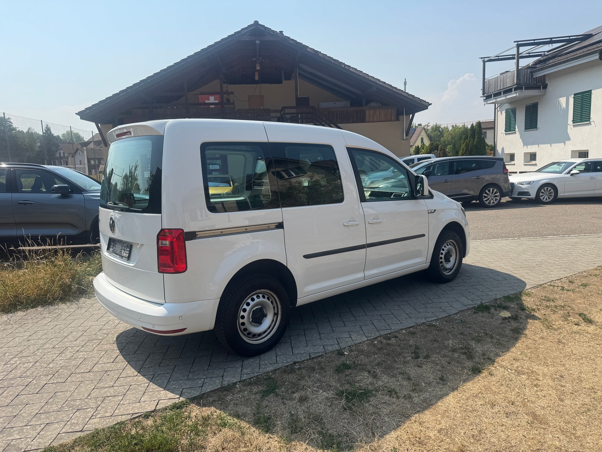 VW Caddy 1.4TGI BlueMotion Technology DSG-image-6