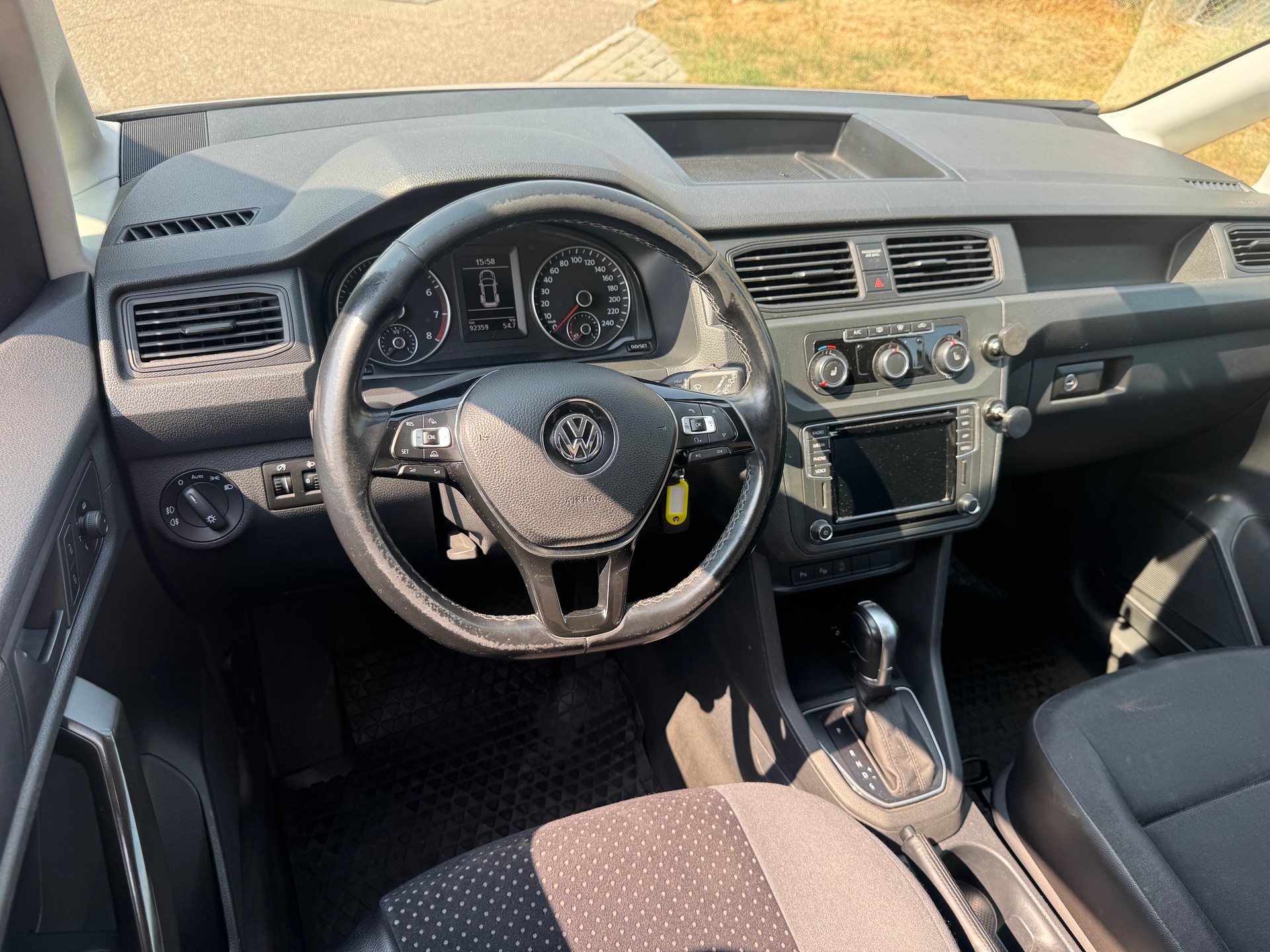 VW Caddy 1.4TGI BlueMotion Technology DSG-image-15