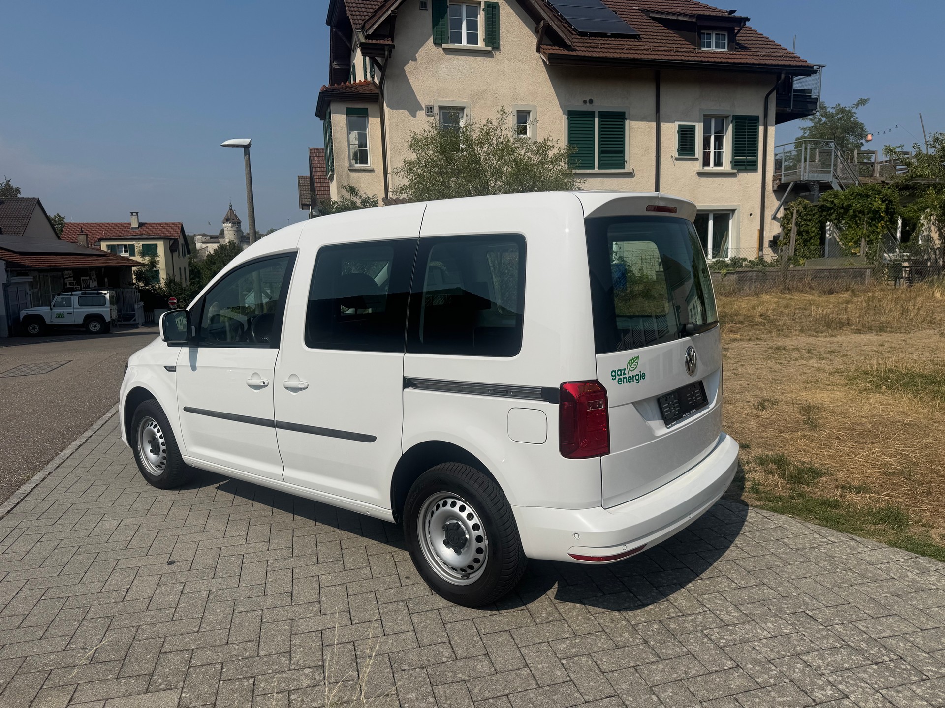VW Caddy 1.4TGI BlueMotion Technology DSG-image-4