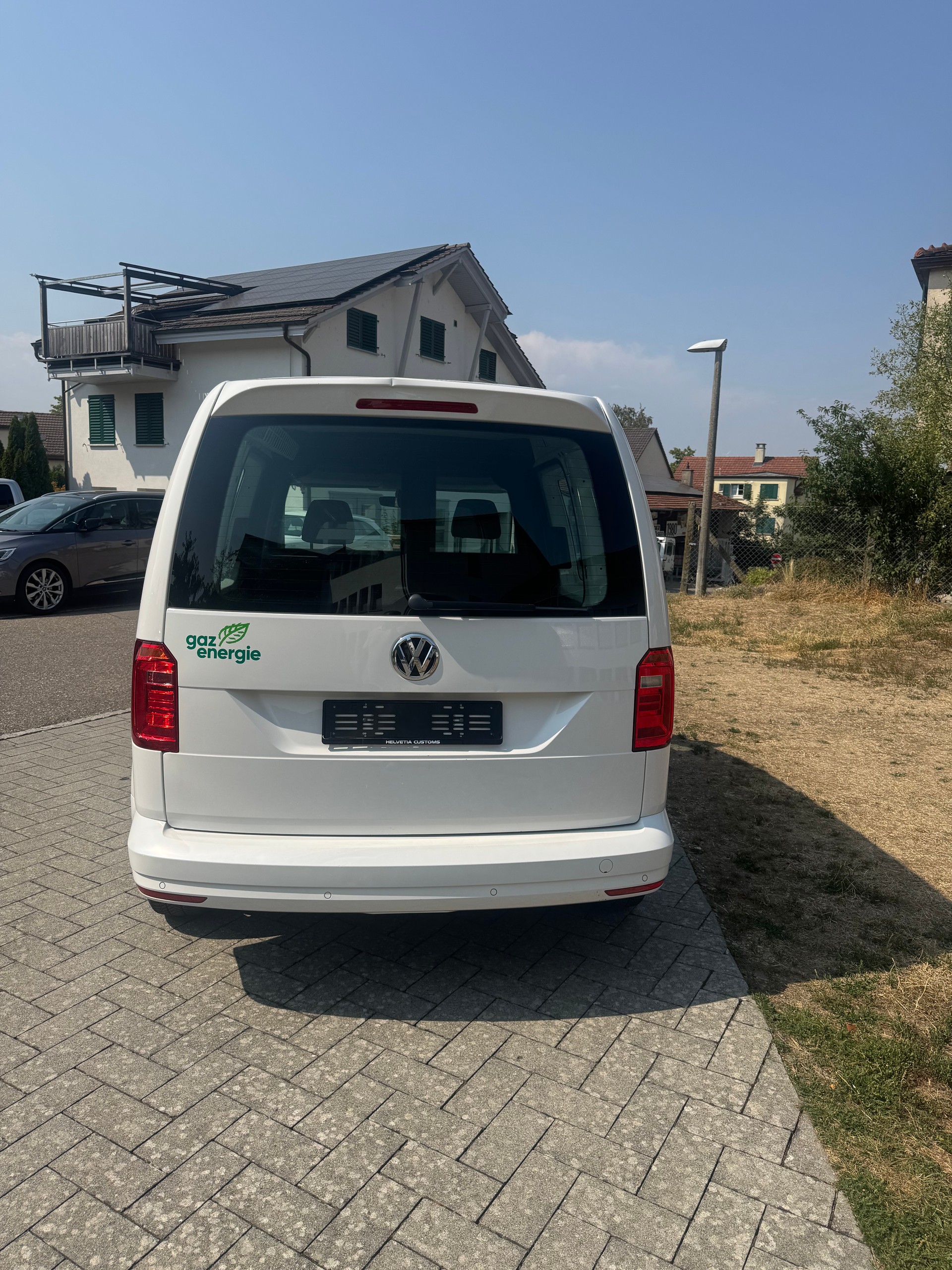 VW Caddy 1.4TGI BlueMotion Technology DSG-image-5