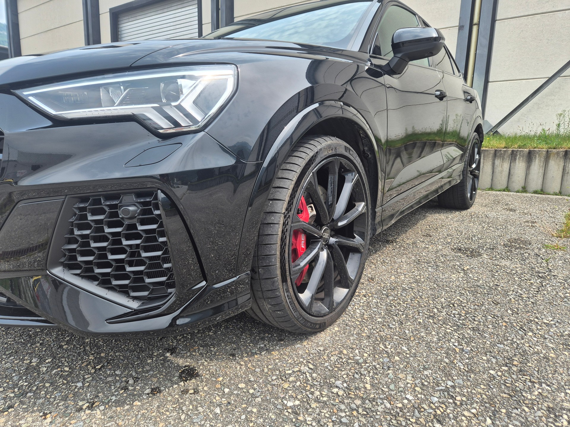 AUDI RS Q3 Sportback quattro S tronic-image-5