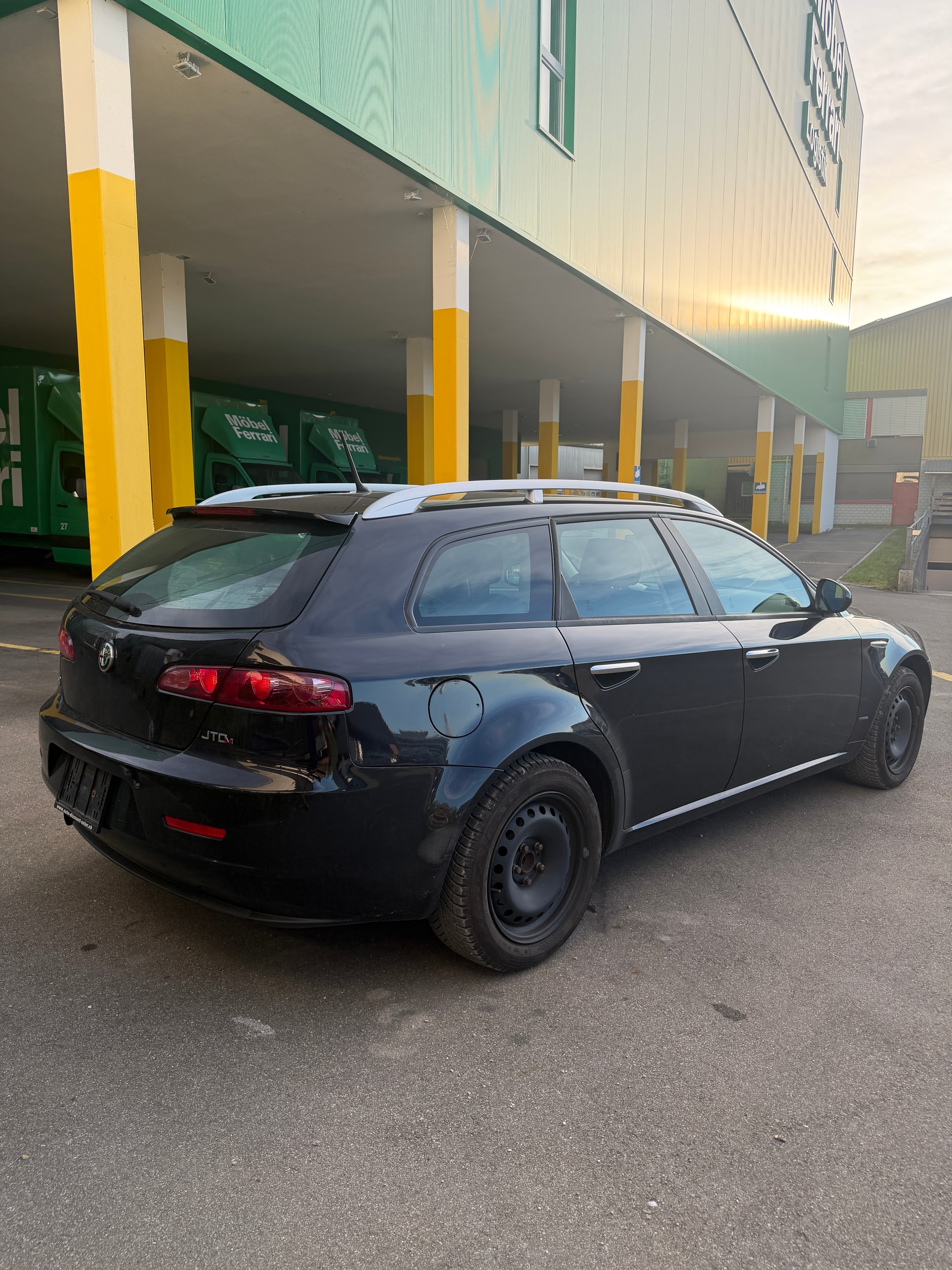 ALFA ROMEO 159 Sportwagon 1.9 JTD Lusso Limited Edition-image-6