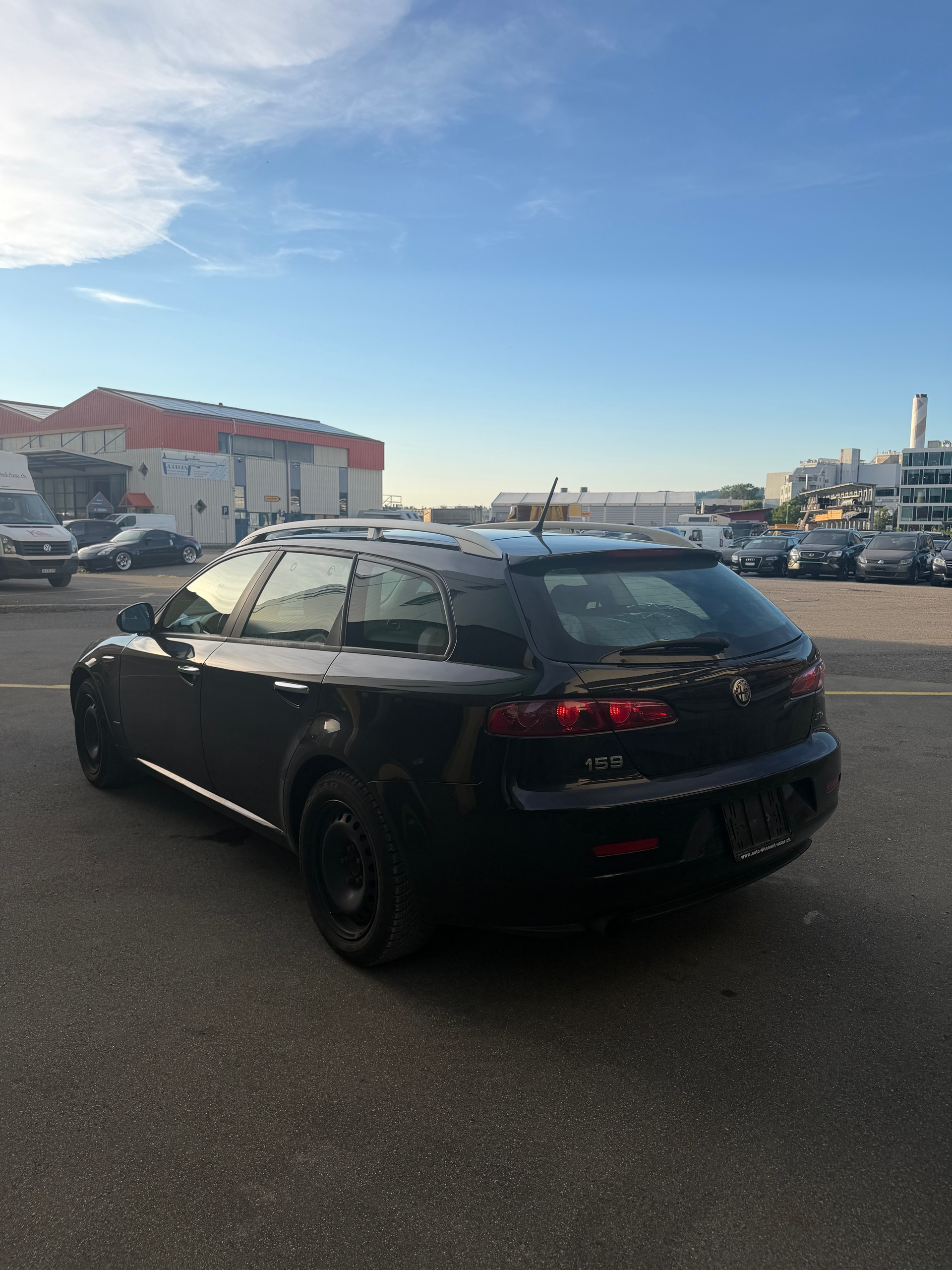 ALFA ROMEO 159 Sportwagon 1.9 JTD Lusso Limited Edition-image-4