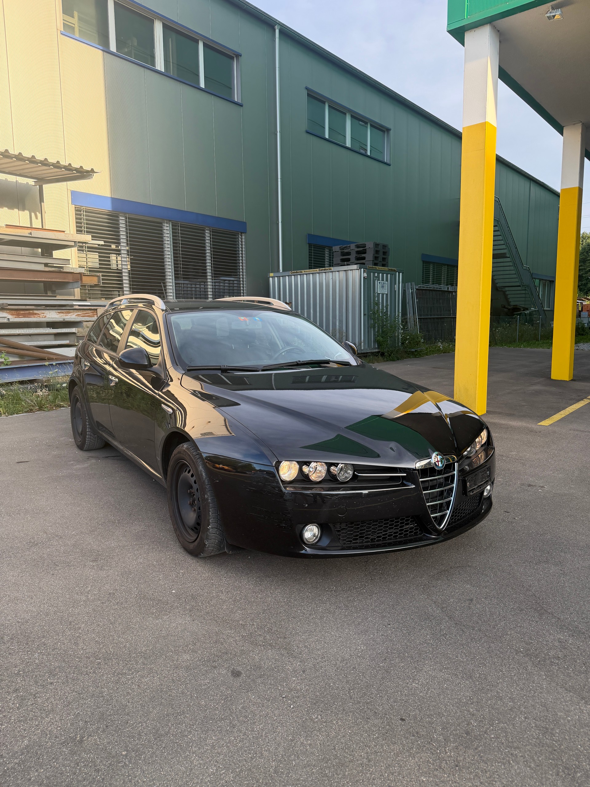 ALFA ROMEO 159 Sportwagon 1.9 JTD Lusso Limited Edition-image-0