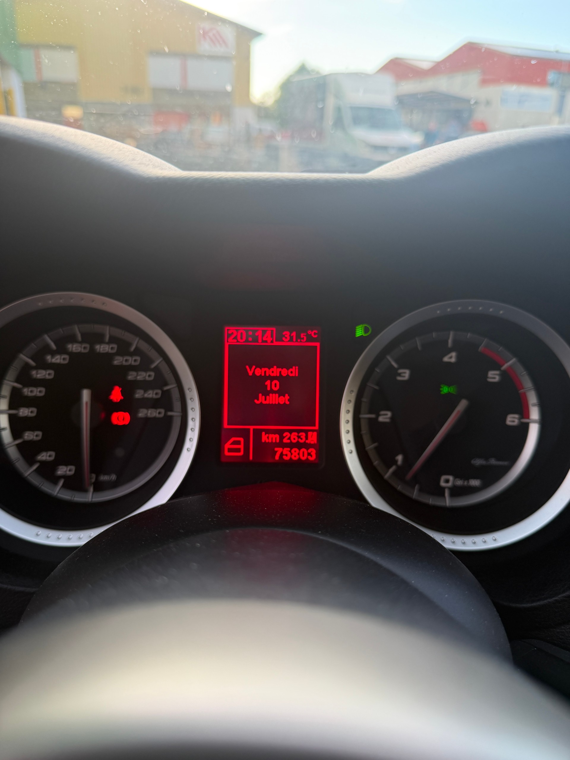 ALFA ROMEO 159 Sportwagon 1.9 JTD Lusso Limited Edition-image-13