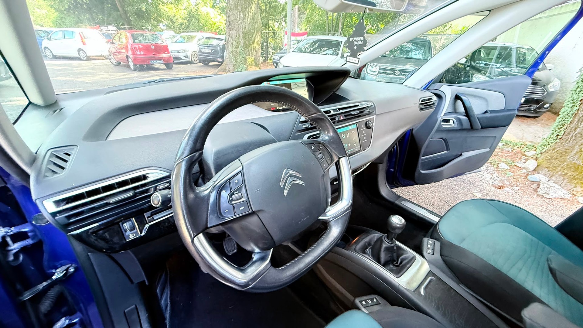 CITROEN Grand C4 Picasso 1.2 Pure Tech Shine-image-8