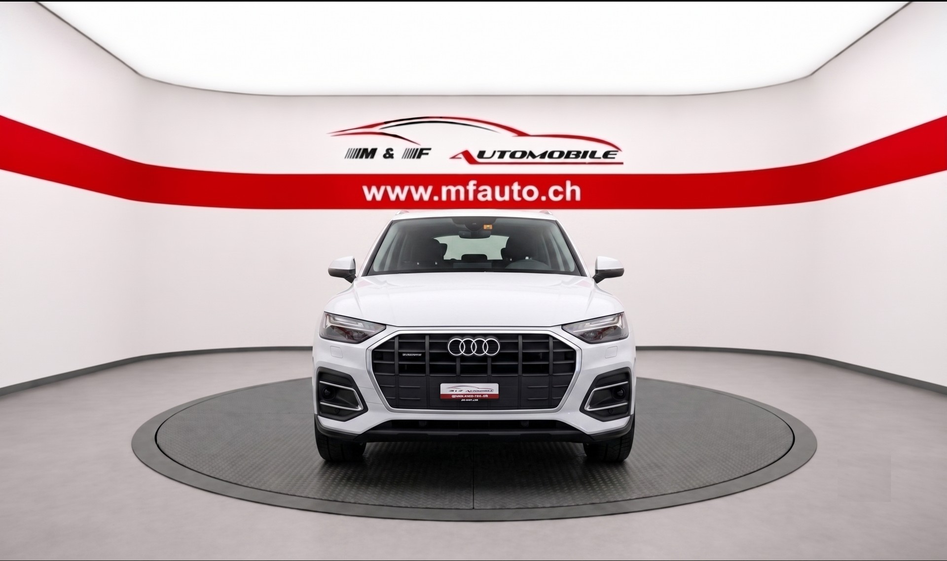 AUDI Q5 2.0 40 TDI quattro S-Tronic-image-1