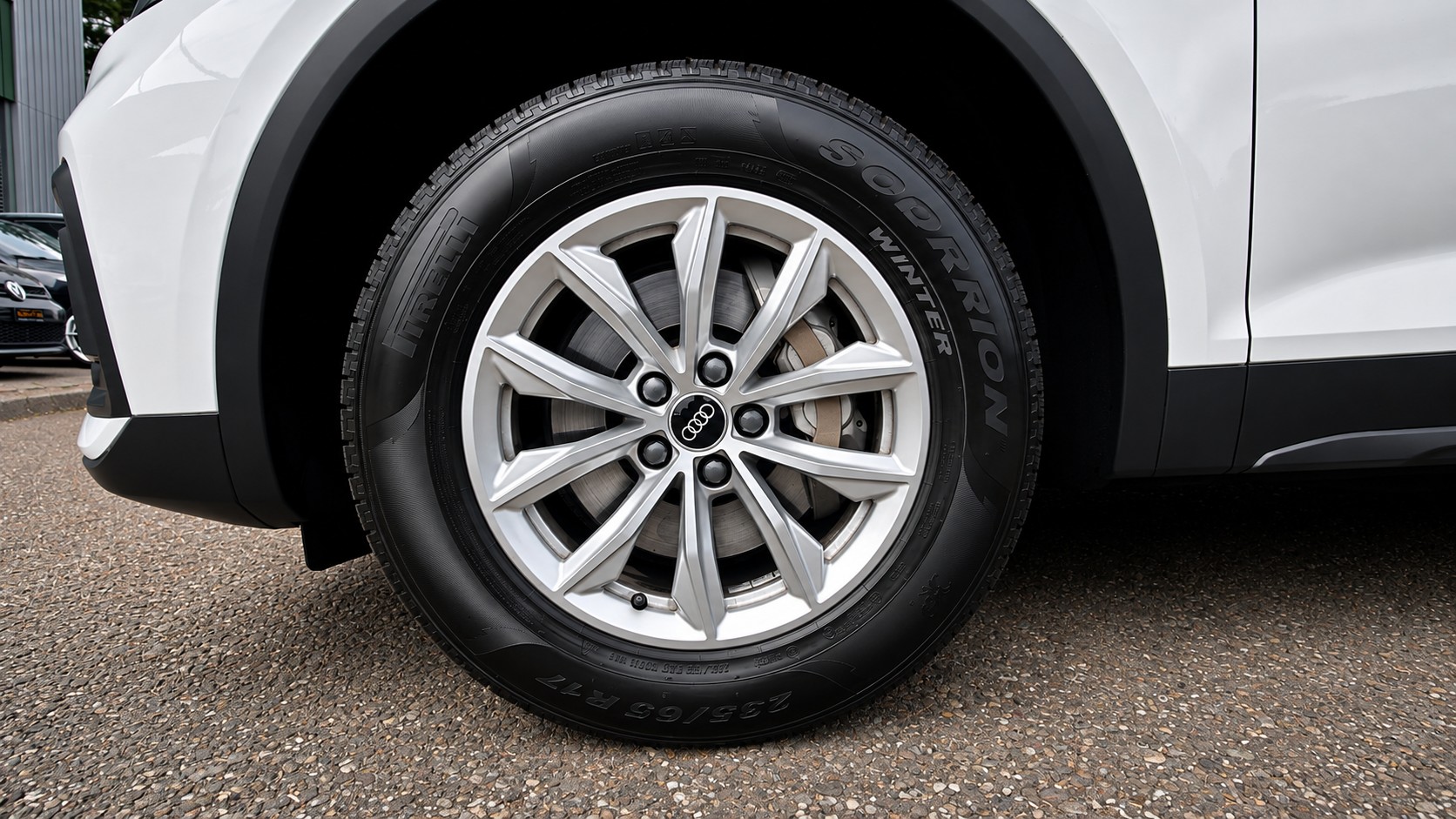 AUDI Q5 2.0 40 TDI quattro S-Tronic * CH FAHRZEUG * LEDER * AUKTION BIS 31.08.2026-image-24