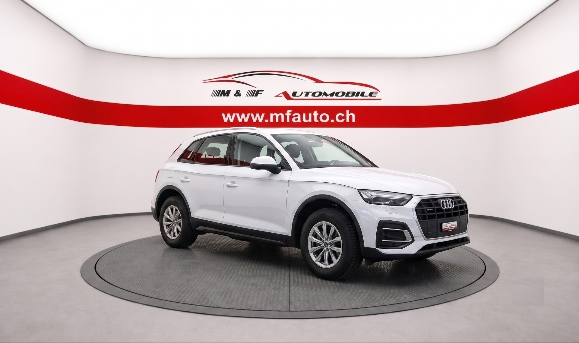 AUDI Q5 2.0 40 TDI quattro S-Tronic-image-2