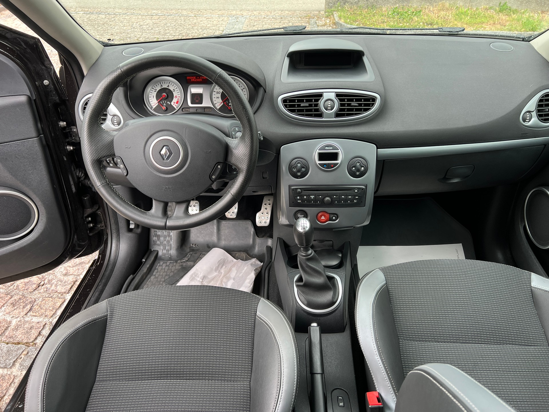 RENAULT Clio 2.0 16V GT Frisch ab MFK-image-11