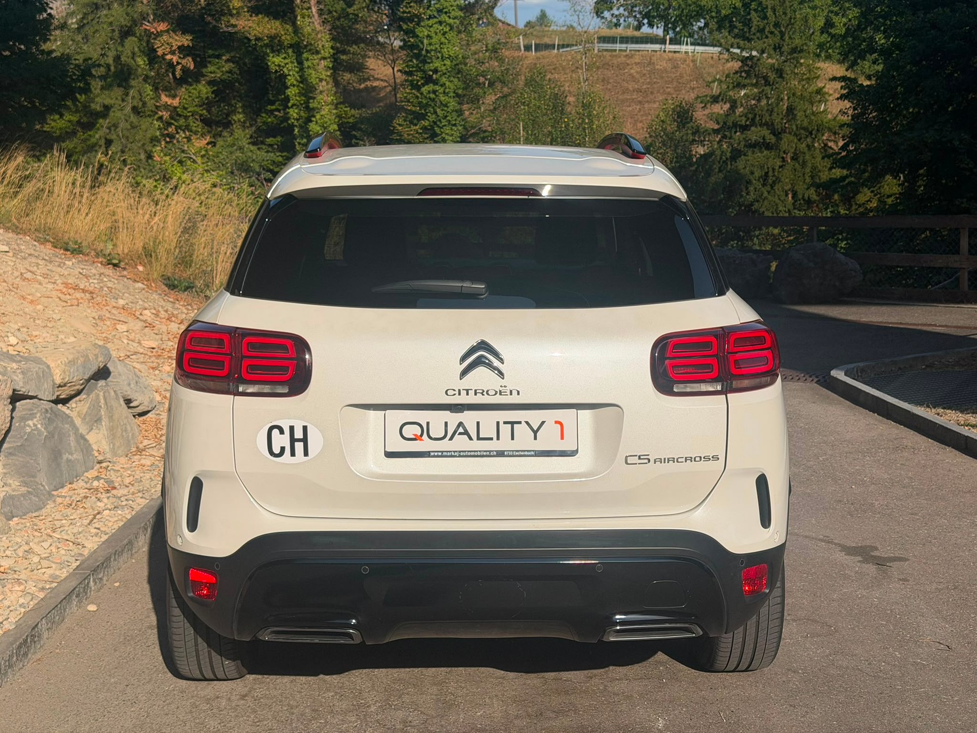 CITROEN C5 Aircross 1.6i PureTech Shine EAT8-image-3