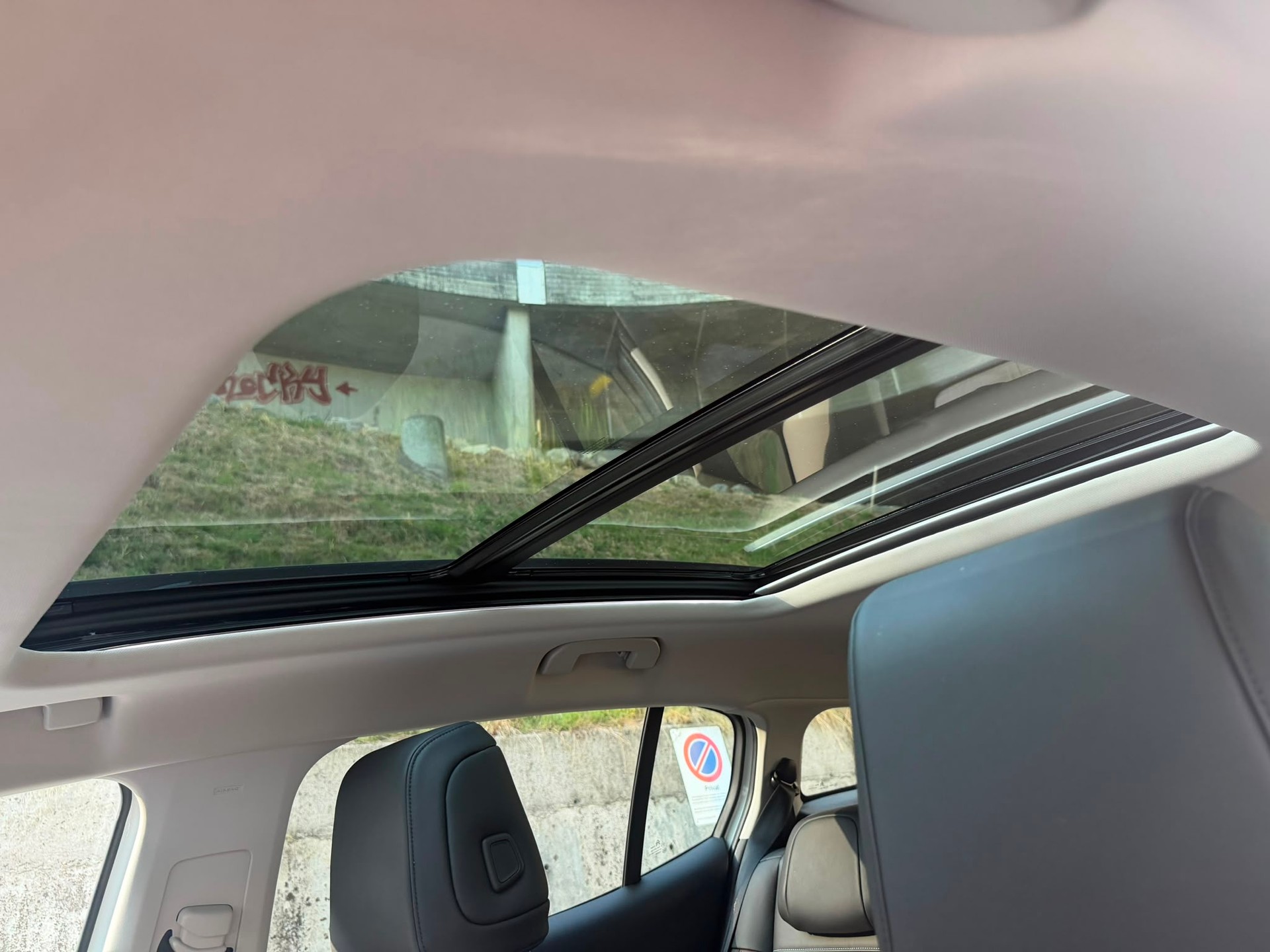 CITROEN C5 Aircross 1.6i PureTech Shine EAT8-image-11