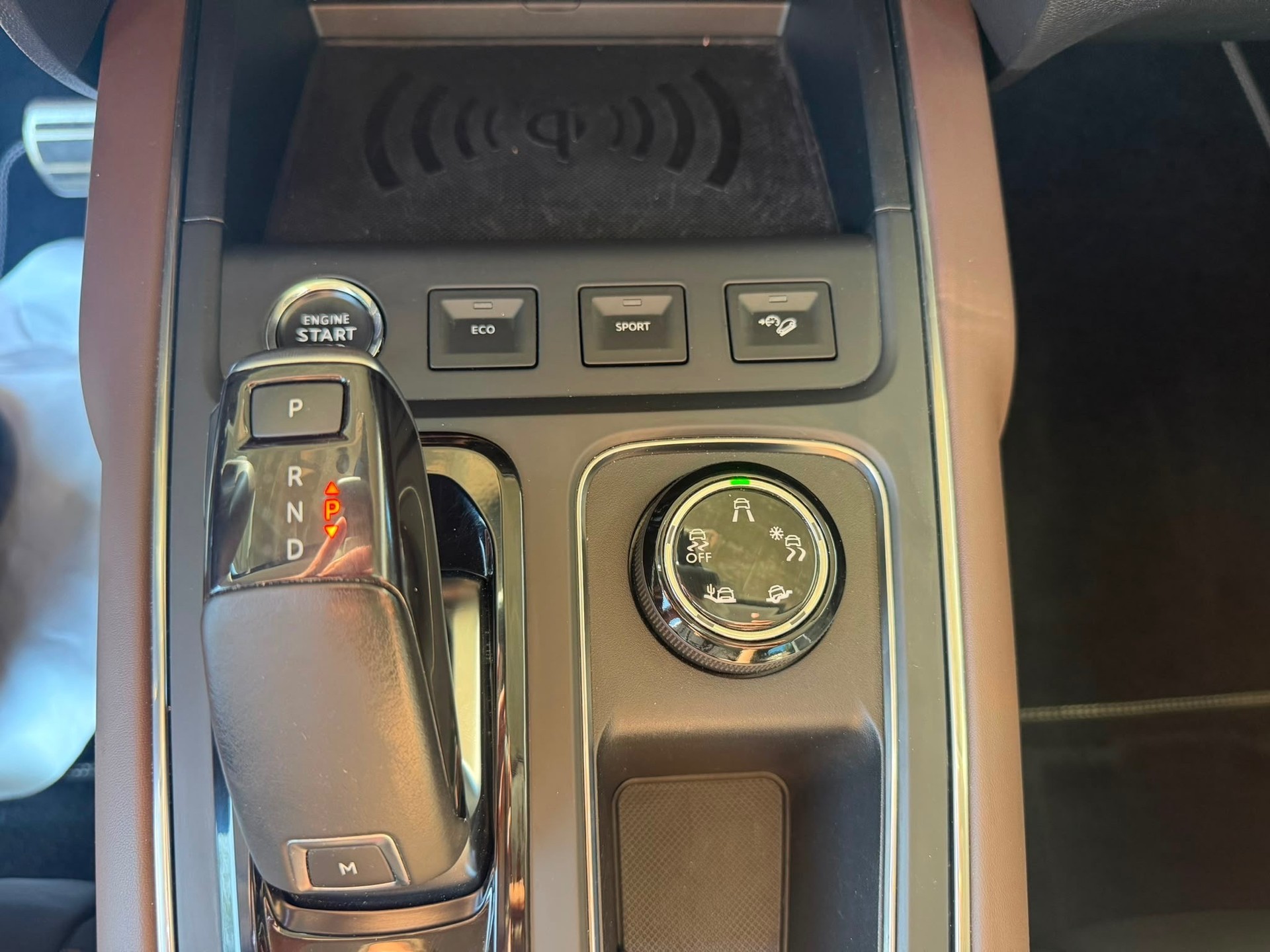 CITROEN C5 Aircross 1.6i PureTech Shine EAT8-image-14